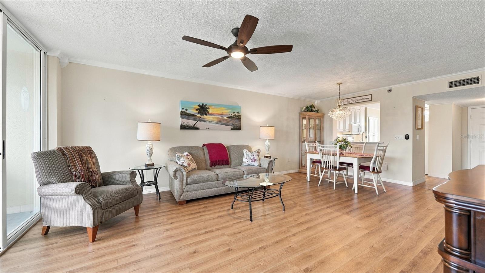 Combination Living Room/Dining Room - 4550 PINEBROOK CIR #203, BRADENTON