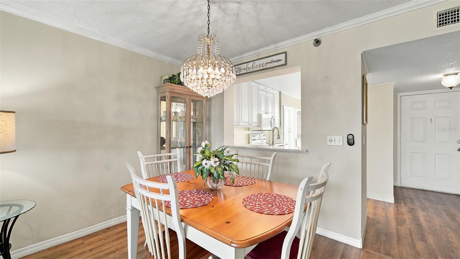 Dining Room - 4550 PINEBROOK CIR #203, BRADENTON