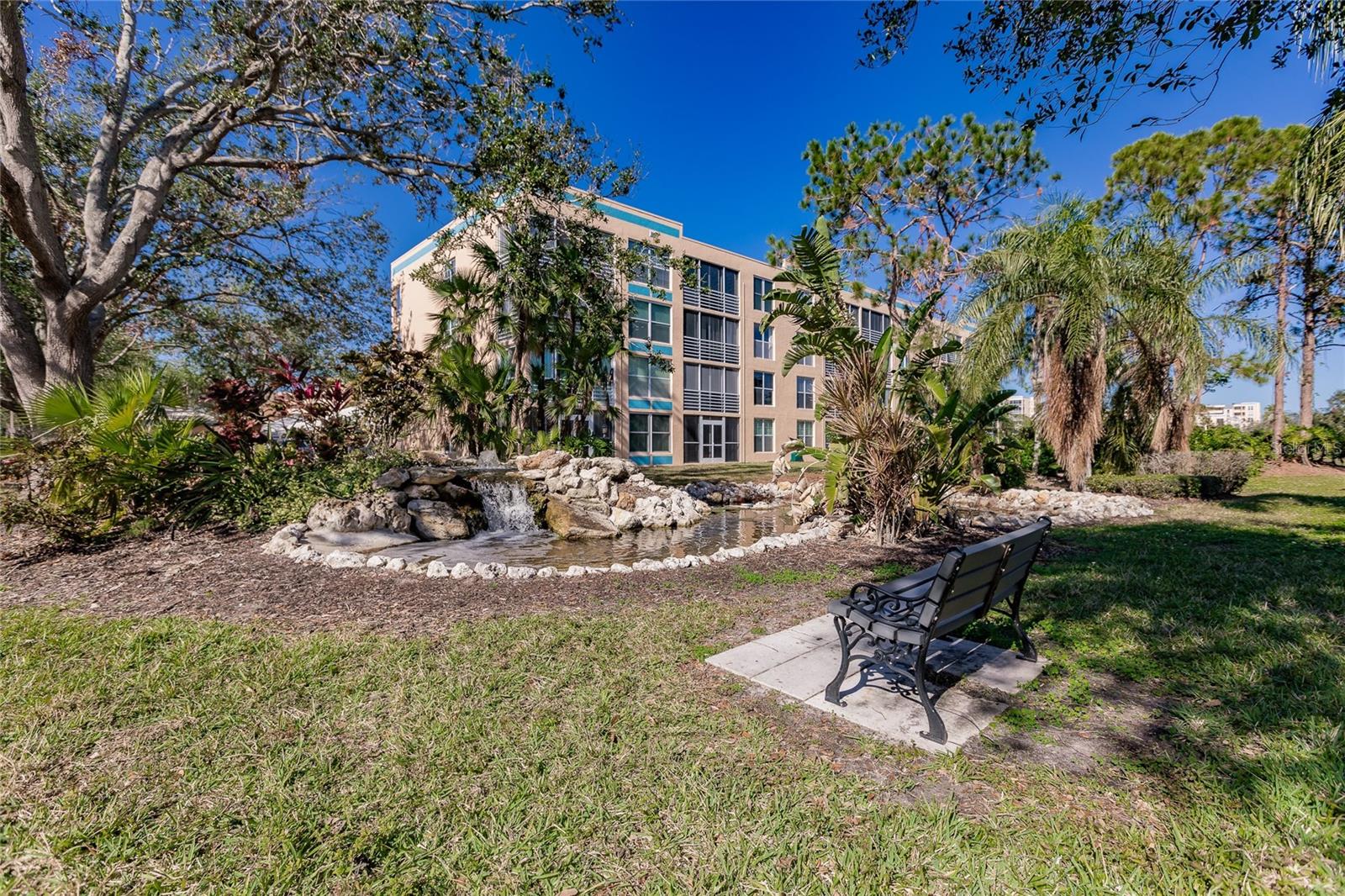 Community Fountains - 4550 PINEBROOK CIR #203, BRADENTON