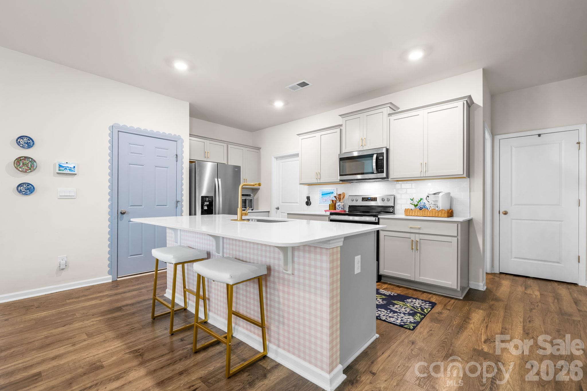 Single Family Residence at 1202 37th Avenue Lane NE, Hickory, photo 11 of 36