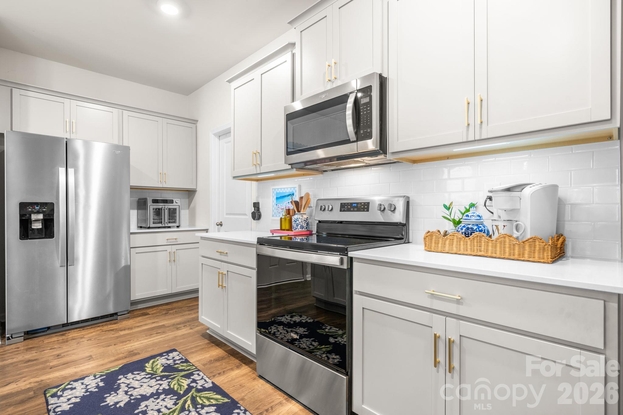 Single Family Residence at 1202 37th Avenue Lane NE, Hickory, photo 13 of 36