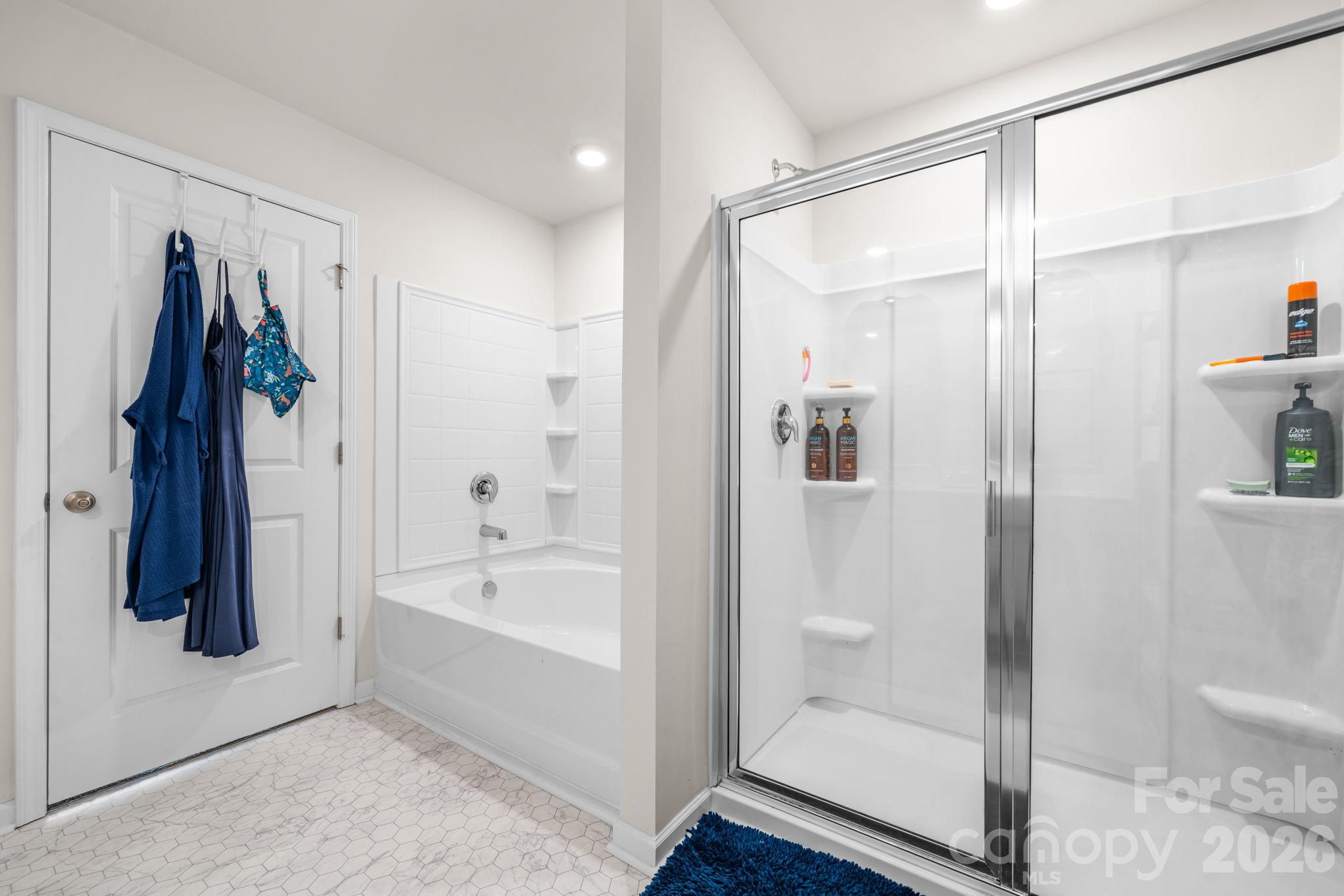 Single Family Residence at 1202 37th Avenue Lane NE, Hickory, photo 23 of 36