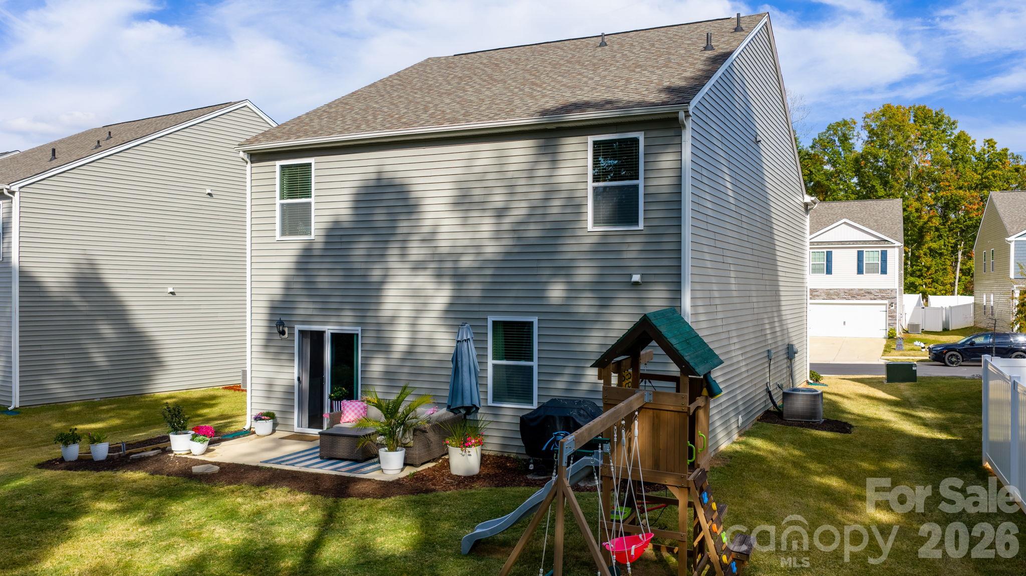 Single Family Residence at 1202 37th Avenue Lane NE, Hickory, photo 34 of 36