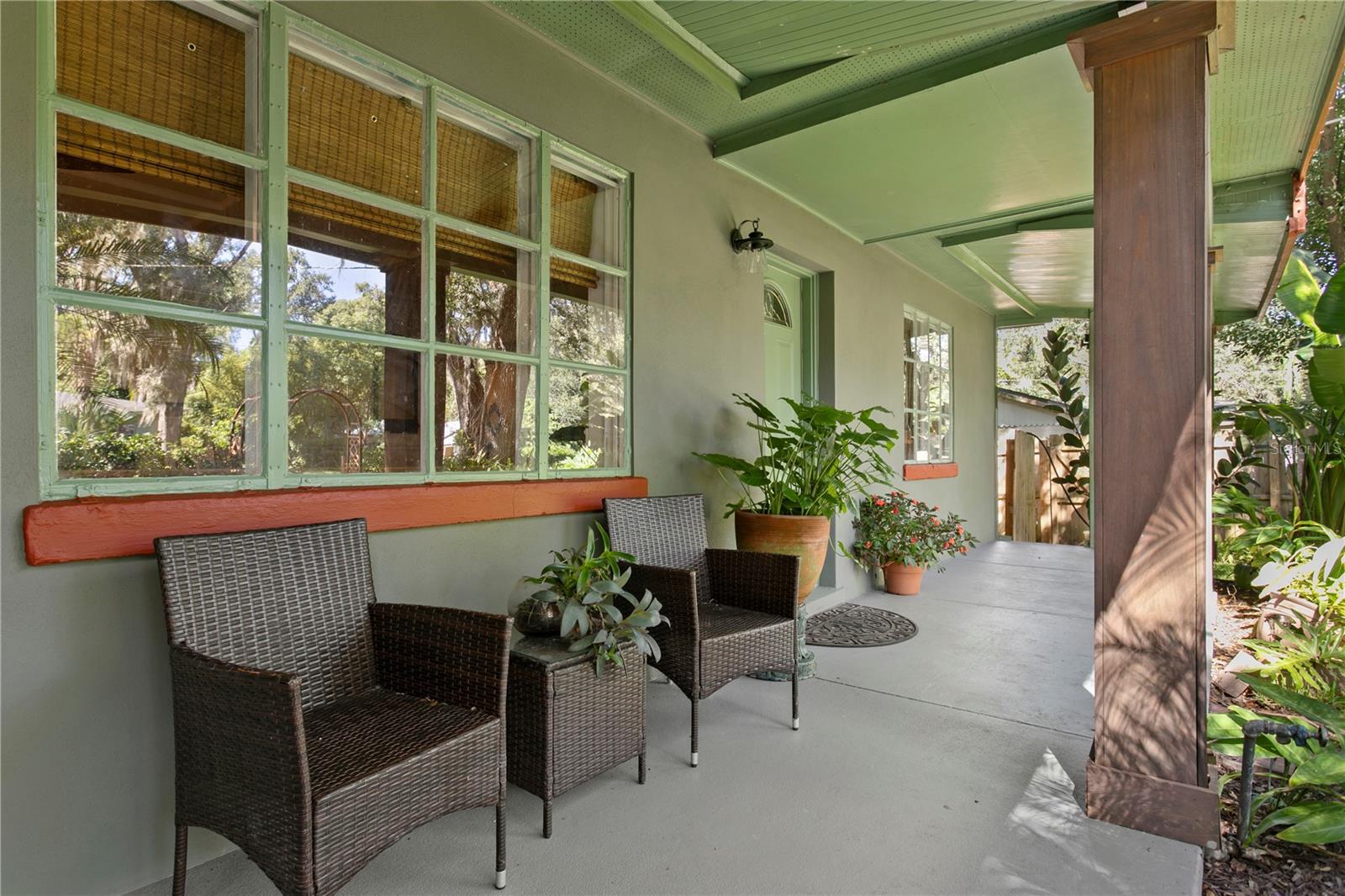 Single Family Residence at 6916 N 20TH ST, TAMPA, photo 3 of 36