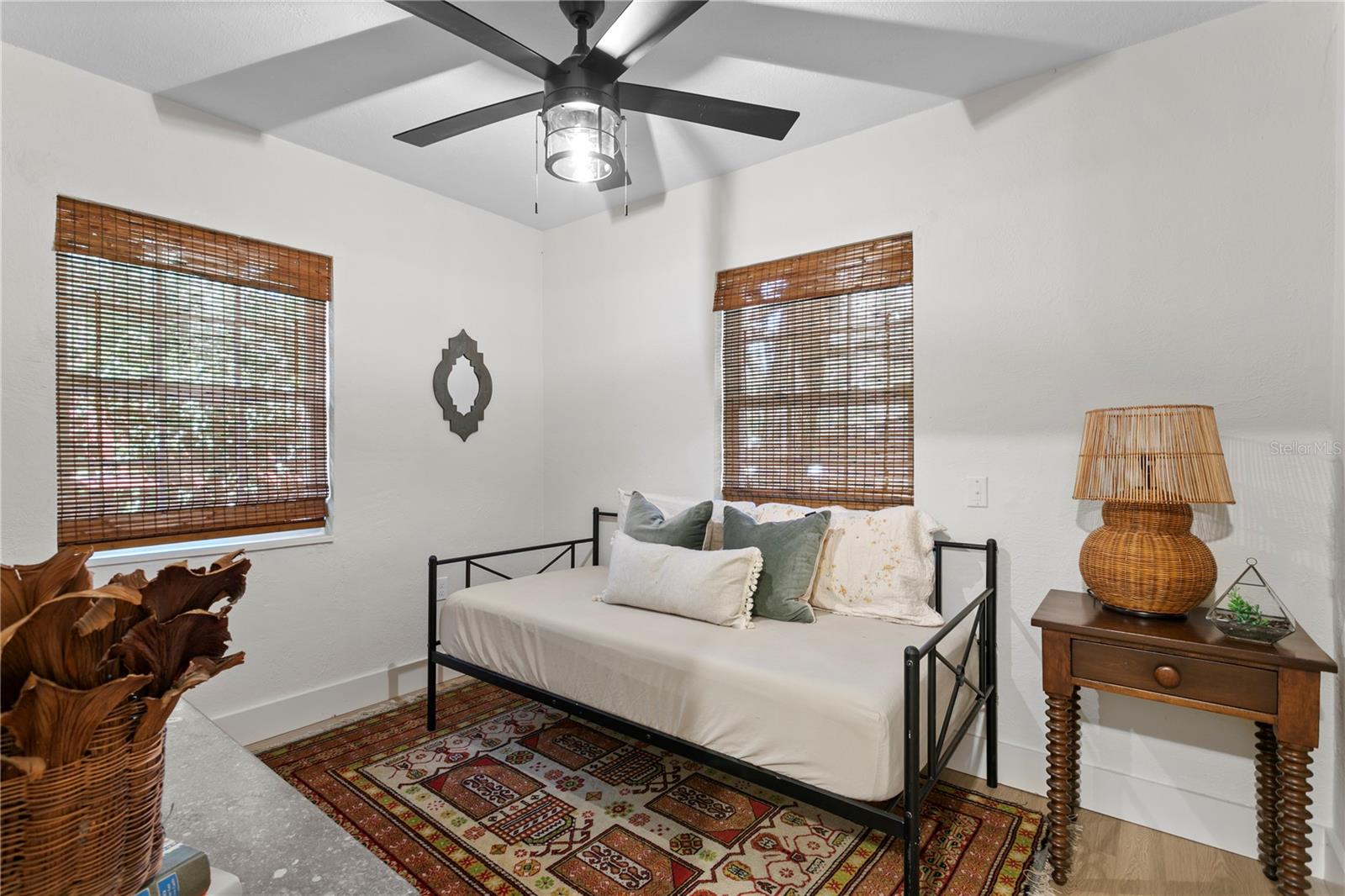 Single Family Residence at 6916 N 20TH ST, TAMPA, photo 13 of 36