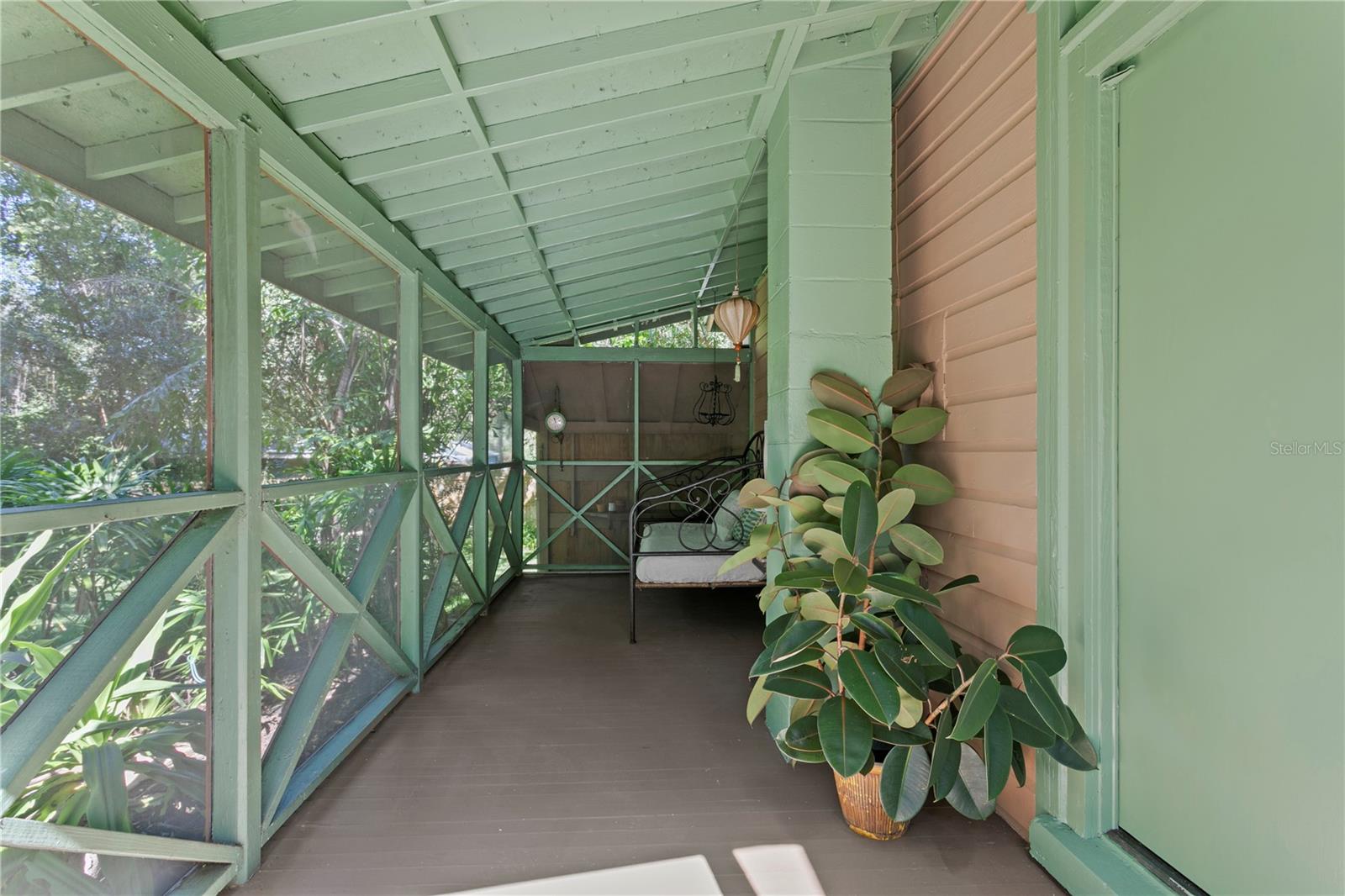 Single Family Residence at 6916 N 20TH ST, TAMPA, photo 19 of 36
