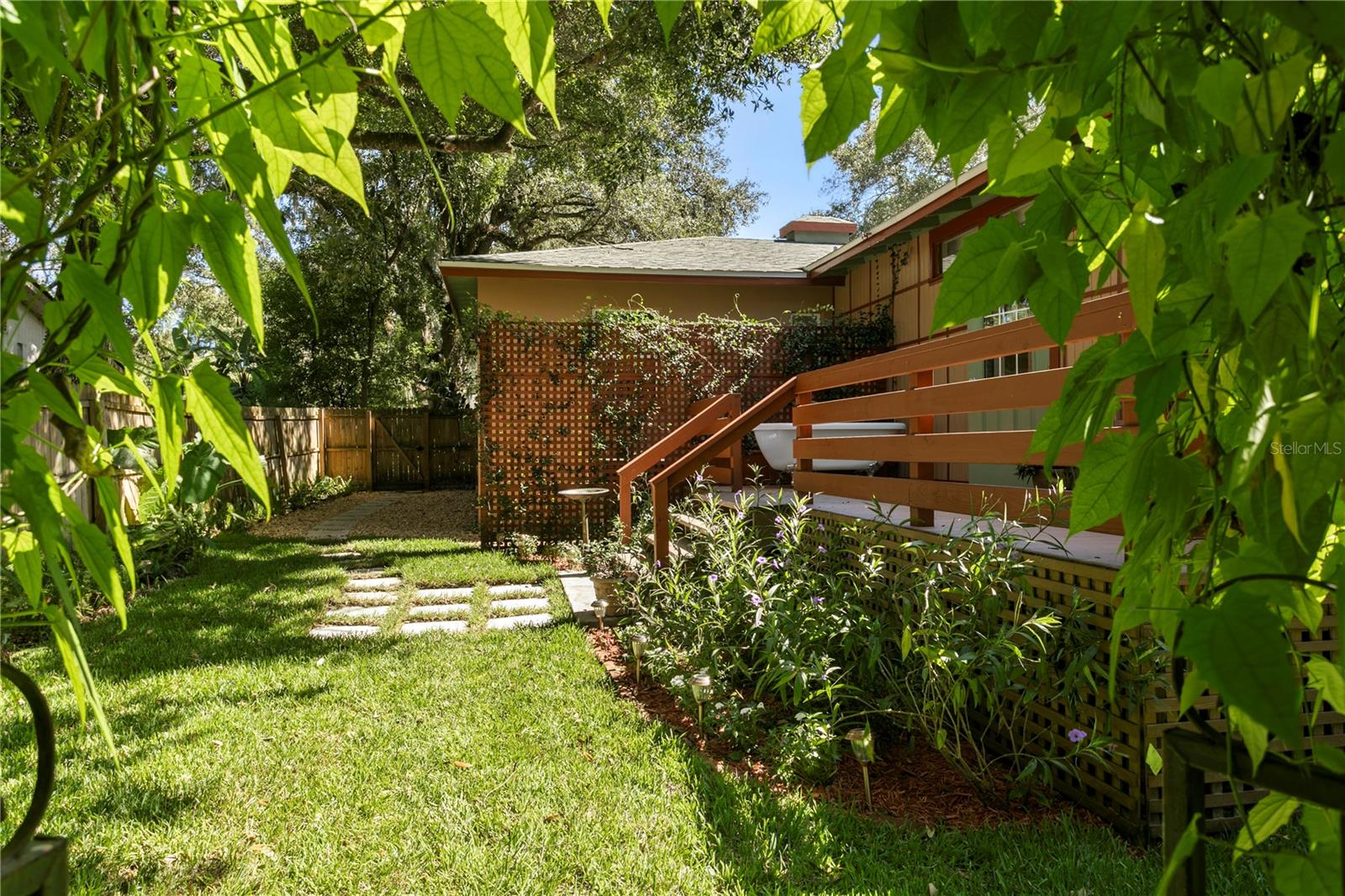 Single Family Residence at 6916 N 20TH ST, TAMPA, photo 34 of 36