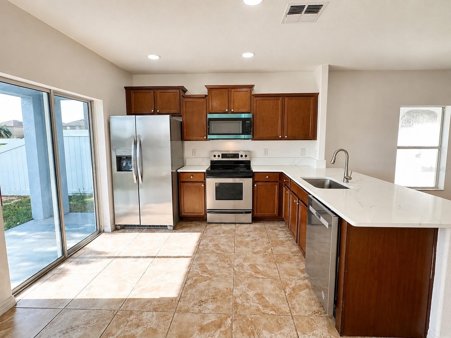Single Family Residence at 2217 RICHWOOD PIKE DR, RUSKIN, photo 6 of 24
