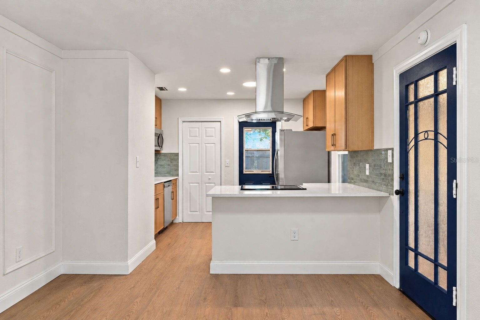 Single Family Residence at 7313 6TH AVE N, ST PETERSBURG, photo 15 of 34