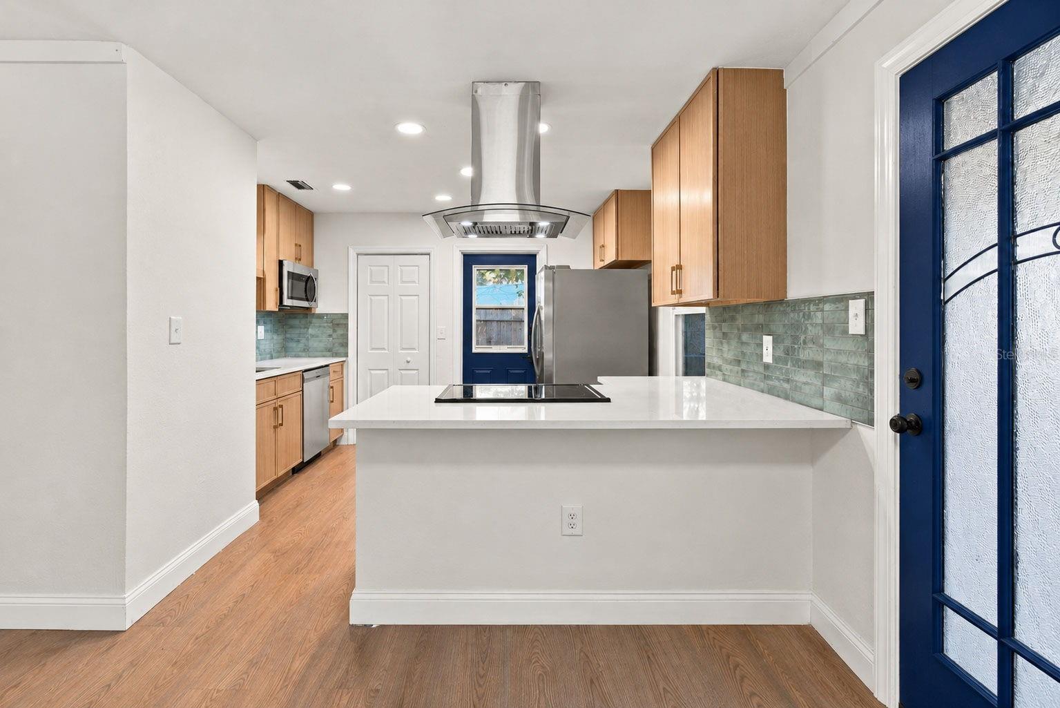Single Family Residence at 7313 6TH AVE N, ST PETERSBURG, photo 17 of 34