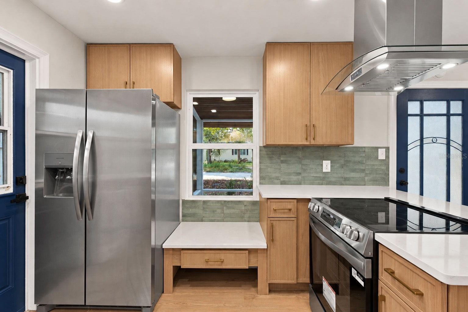 Single Family Residence at 7313 6TH AVE N, ST PETERSBURG, photo 20 of 34