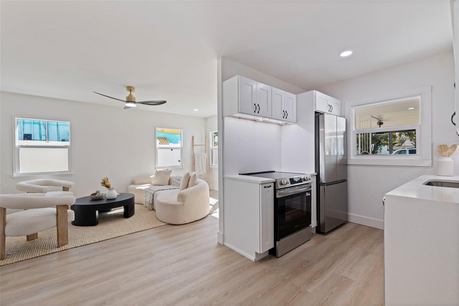 Single Family Residence at 5769 DARTMOUTH AVE N, ST PETERSBURG, photo 12 of 33