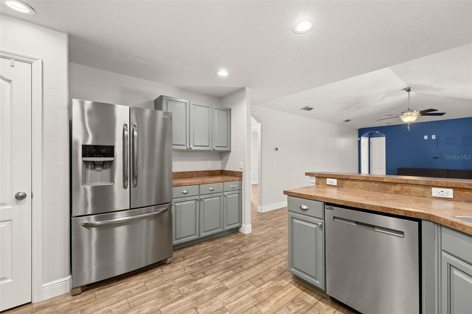 Single Family Residence at 543 DOLCETTO DR, DAVENPORT, photo 17 of 68