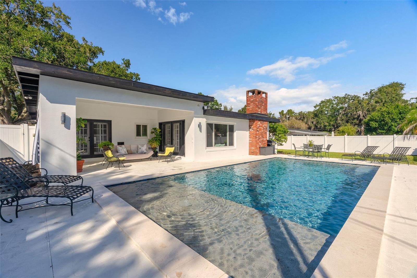 Single Family Residence at 1731 GAY DR, ORLANDO, photo 2 of 26