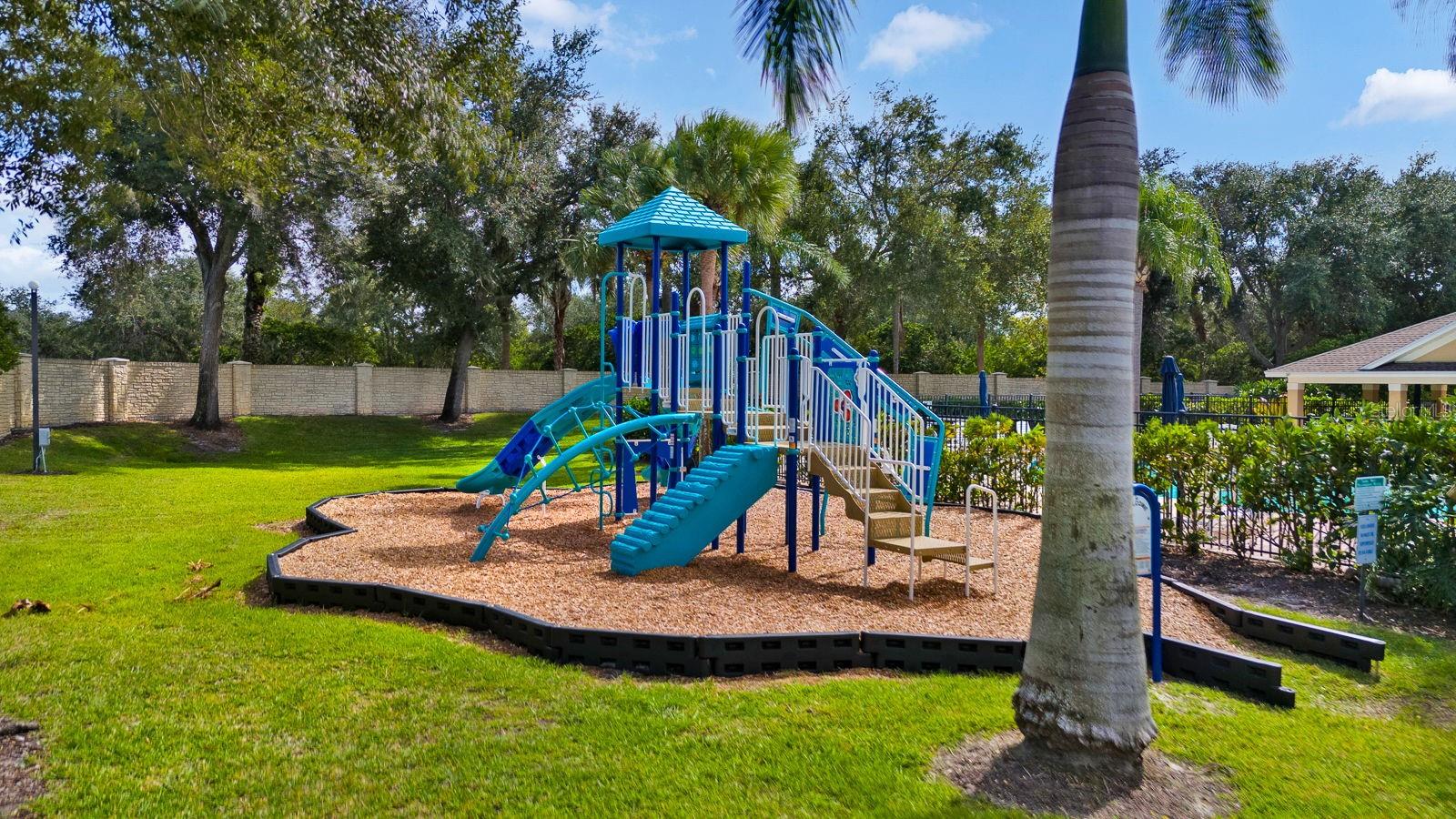 Townhouse at 8304 72ND LN E, BRADENTON, photo 61 of 78