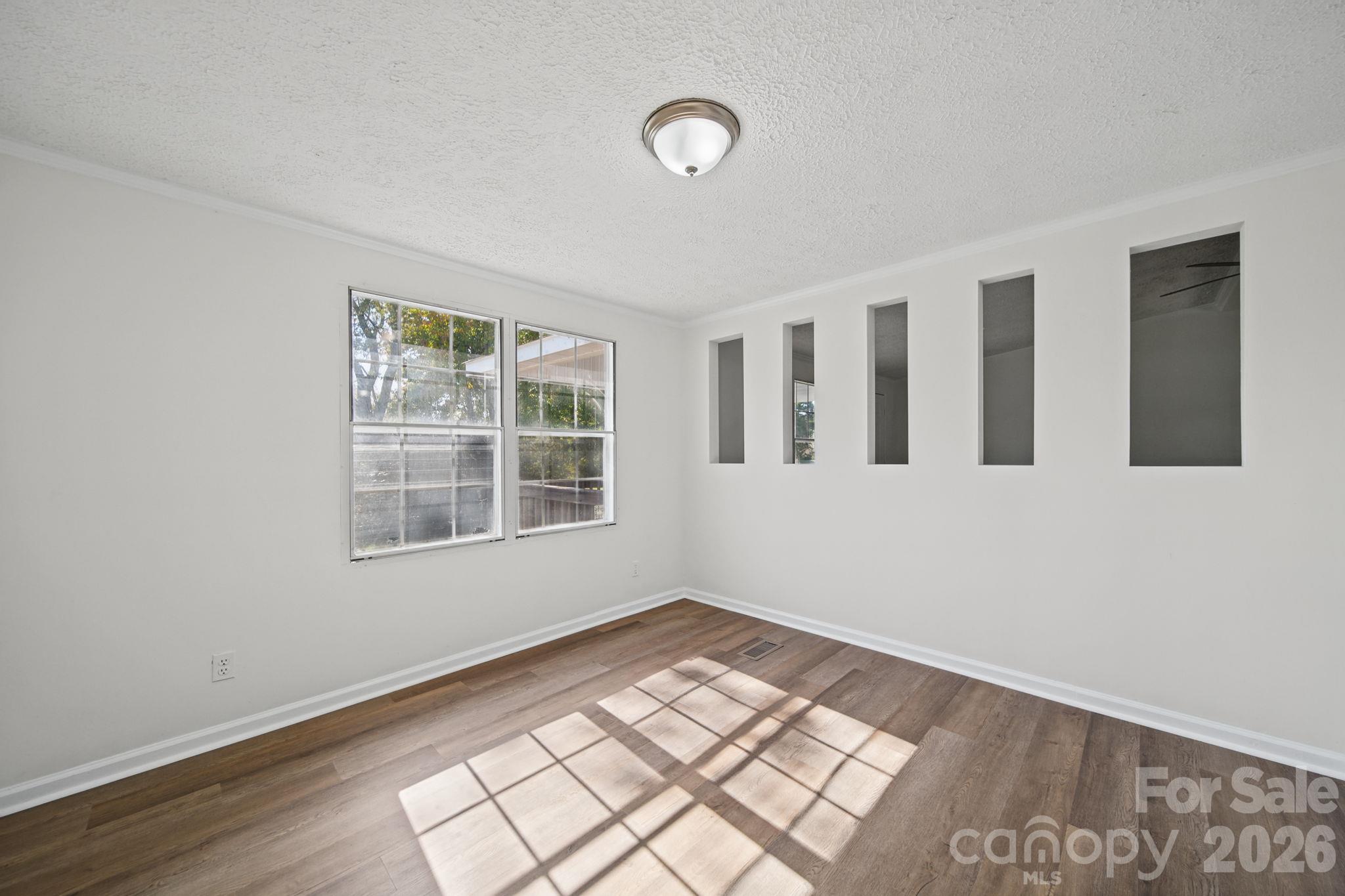 Dining Room open to Living Room - 2374 York Highway, York