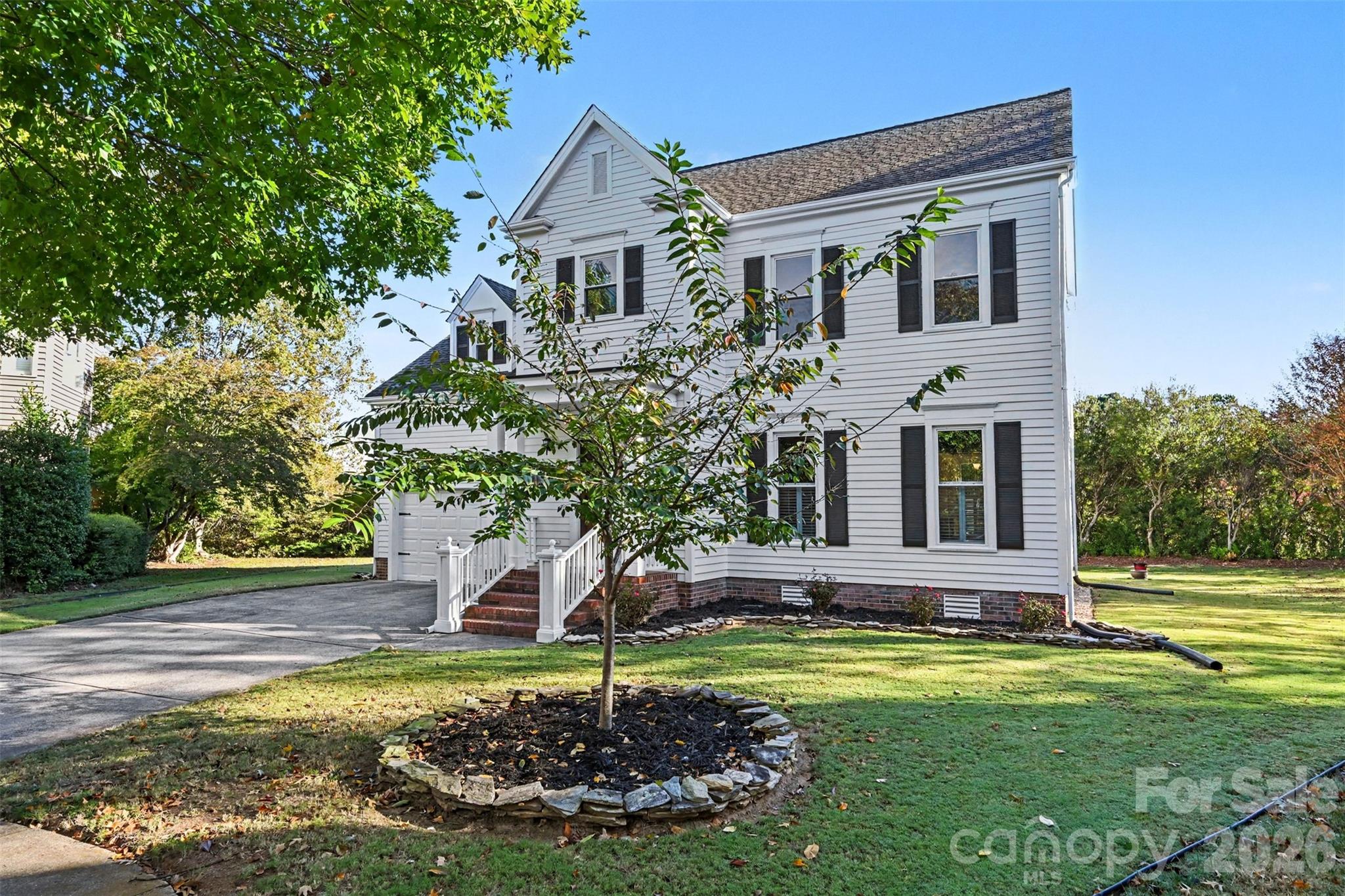 Single Family Residence at 7943 Elphin Court, Charlotte, photo 4 of 36