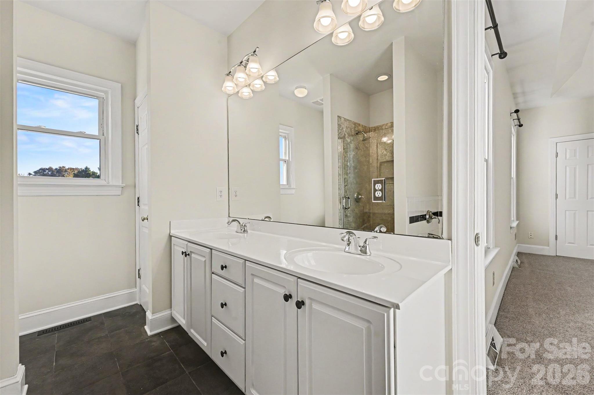 Single Family Residence at 7943 Elphin Court, Charlotte, photo 24 of 36
