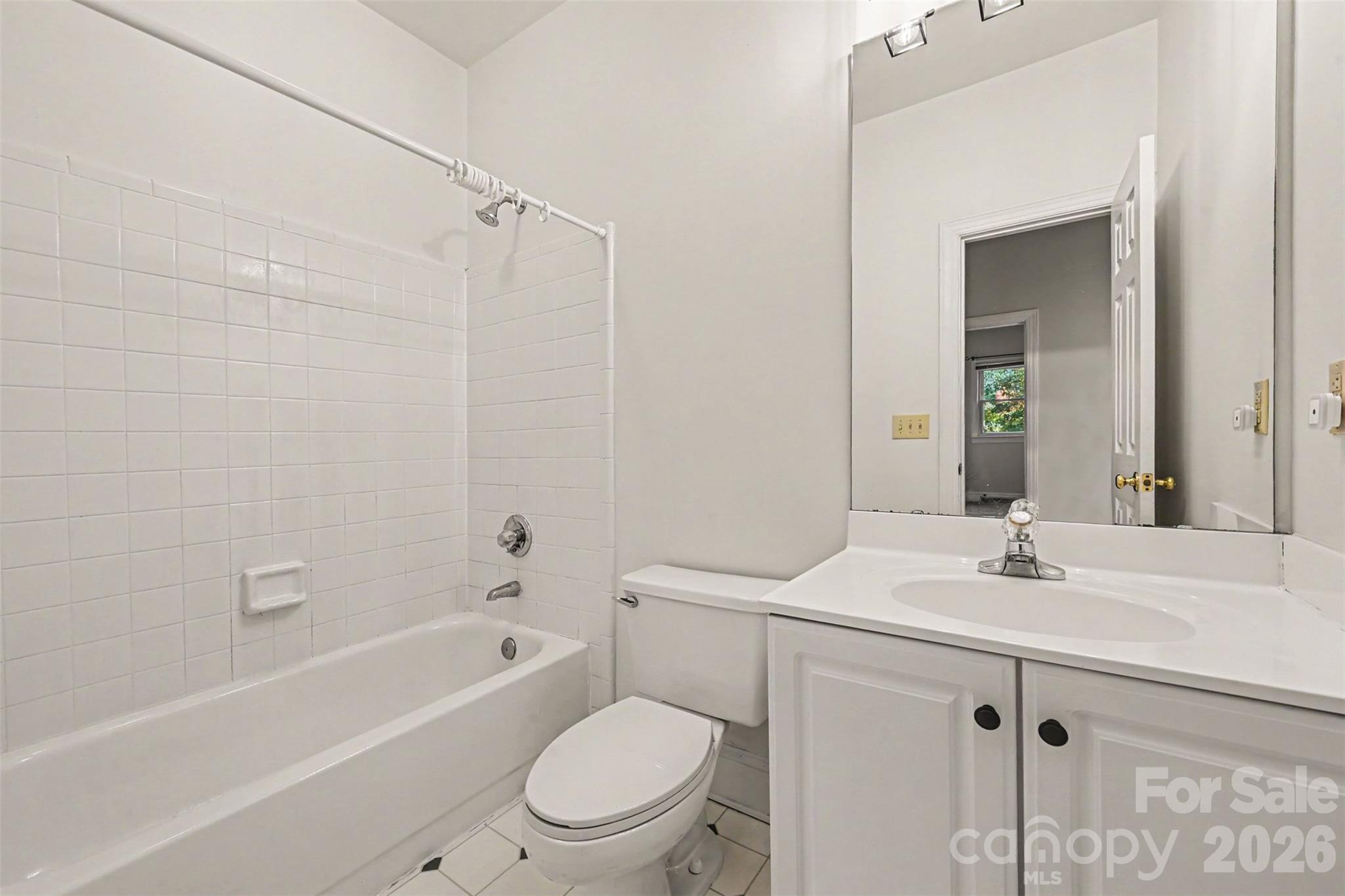 Single Family Residence at 7943 Elphin Court, Charlotte, photo 30 of 36