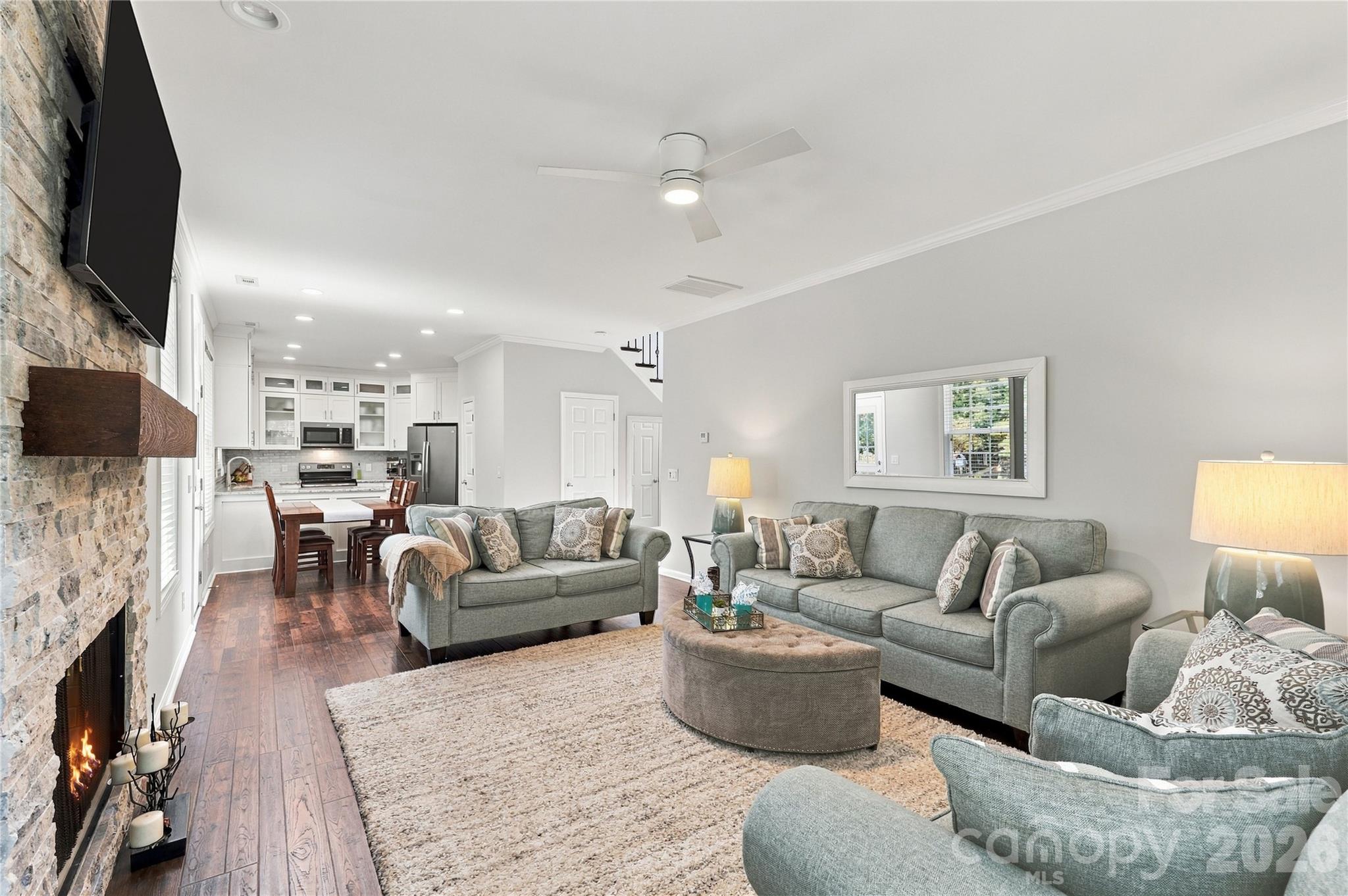 Single Family Residence at 2121 Thurles Court, Charlotte, photo 8 of 48