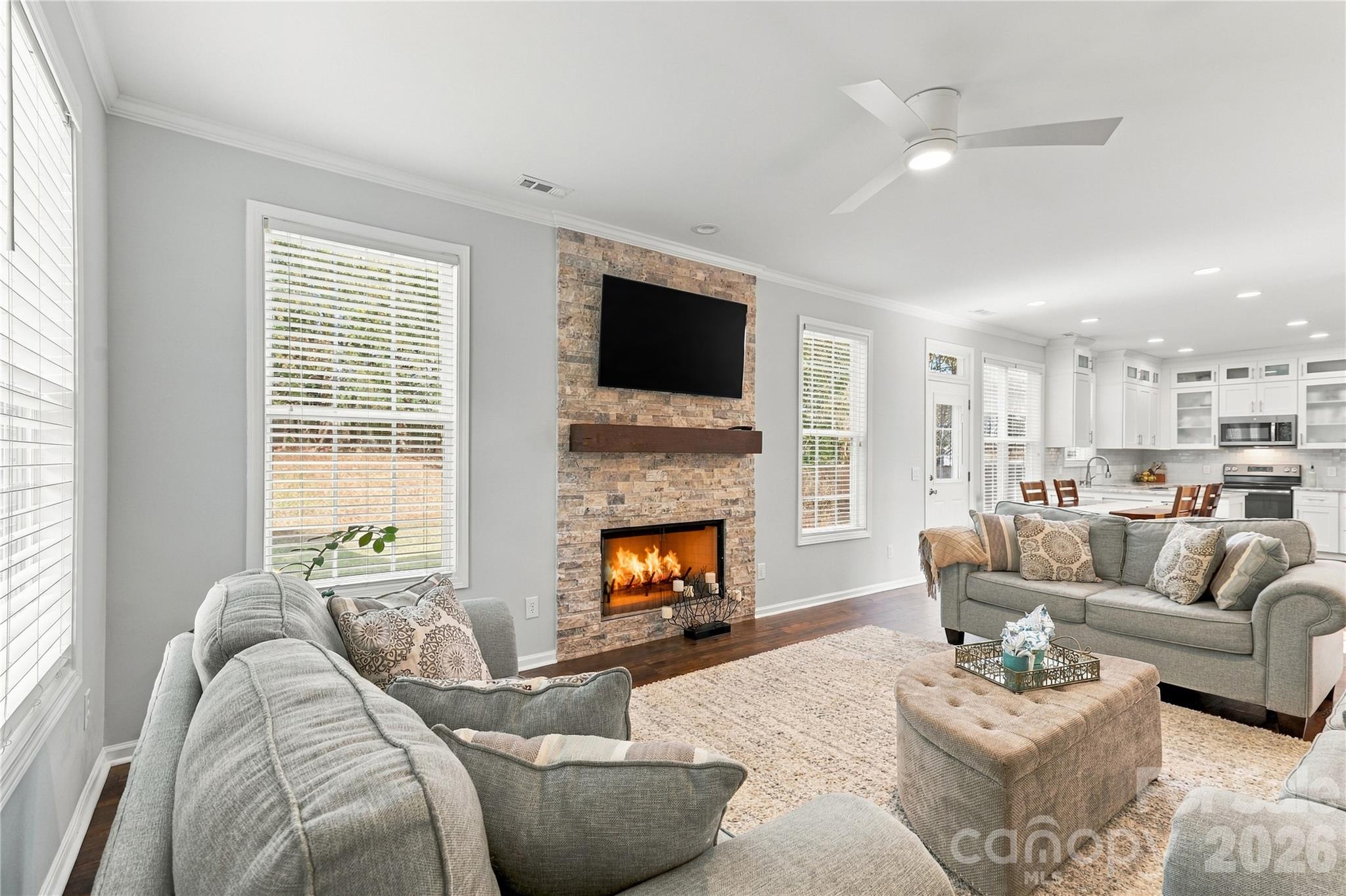 Single Family Residence at 2121 Thurles Court, Charlotte, photo 10 of 48