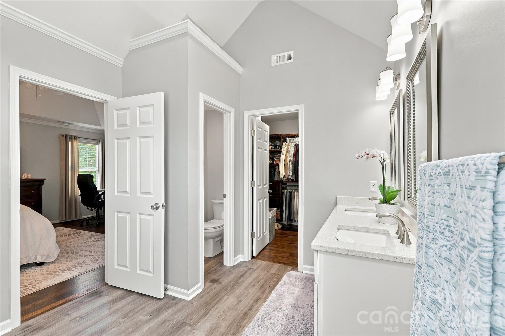Single Family Residence at 2121 Thurles Court, Charlotte, photo 24 of 48