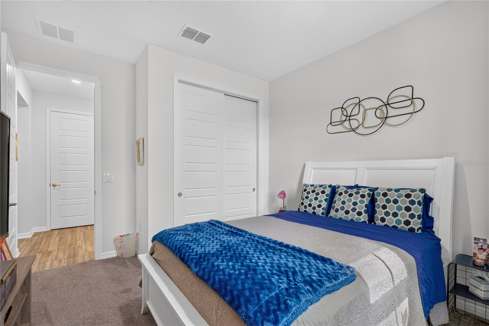 Guest Room - 8820 SW 104TH CIR, OCALA