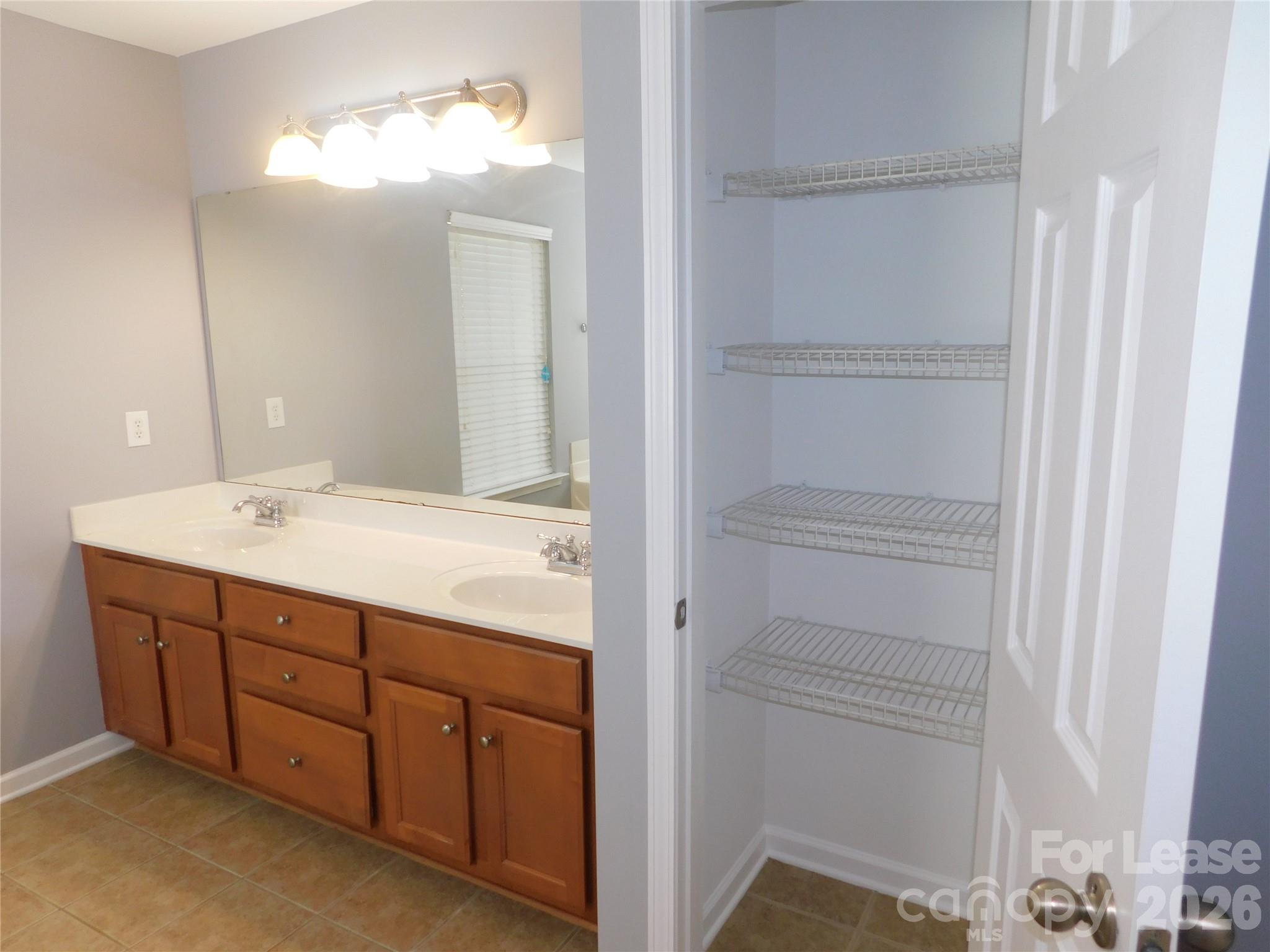 Single Family Residence at 7228 Handon Lane, Huntersville, photo 12 of 24