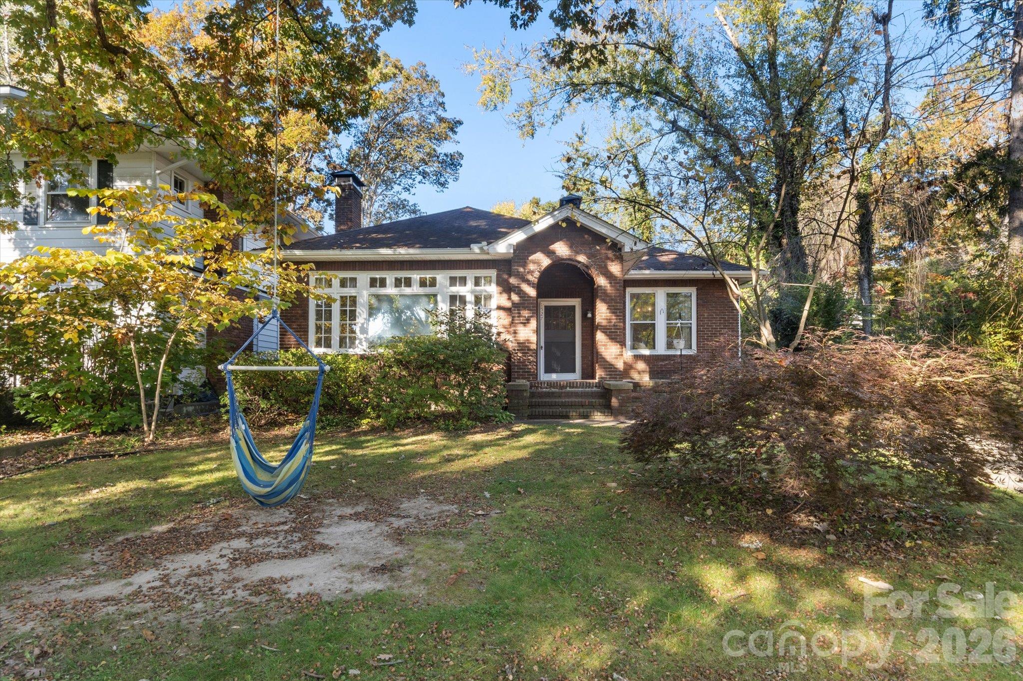 Single Family Residence at 1527 Druid Hills Avenue, Hendersonville, photo 26 of 30