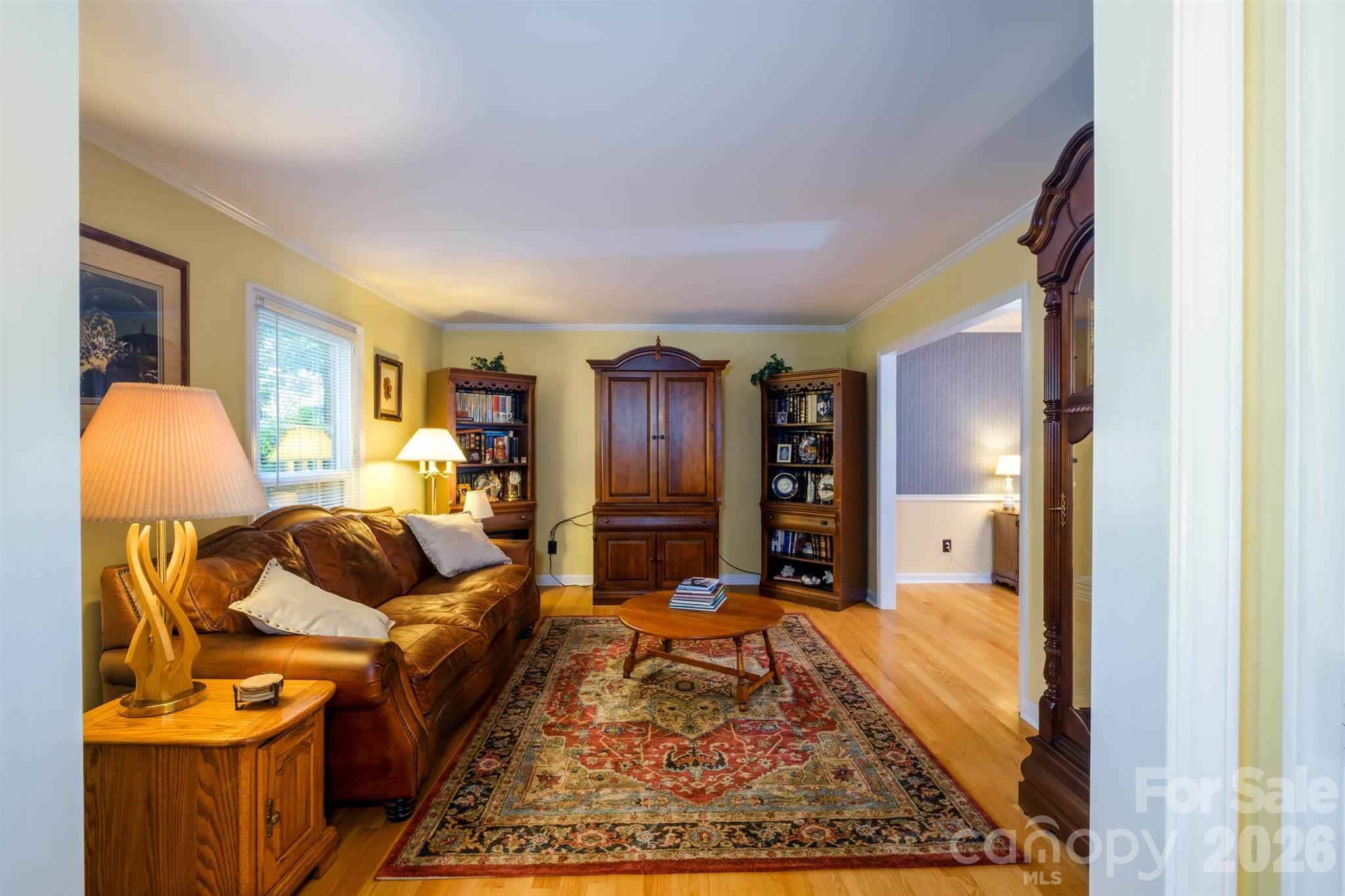 Single Family Residence at 7211 Hopeton Road, Charlotte, photo 7 of 48