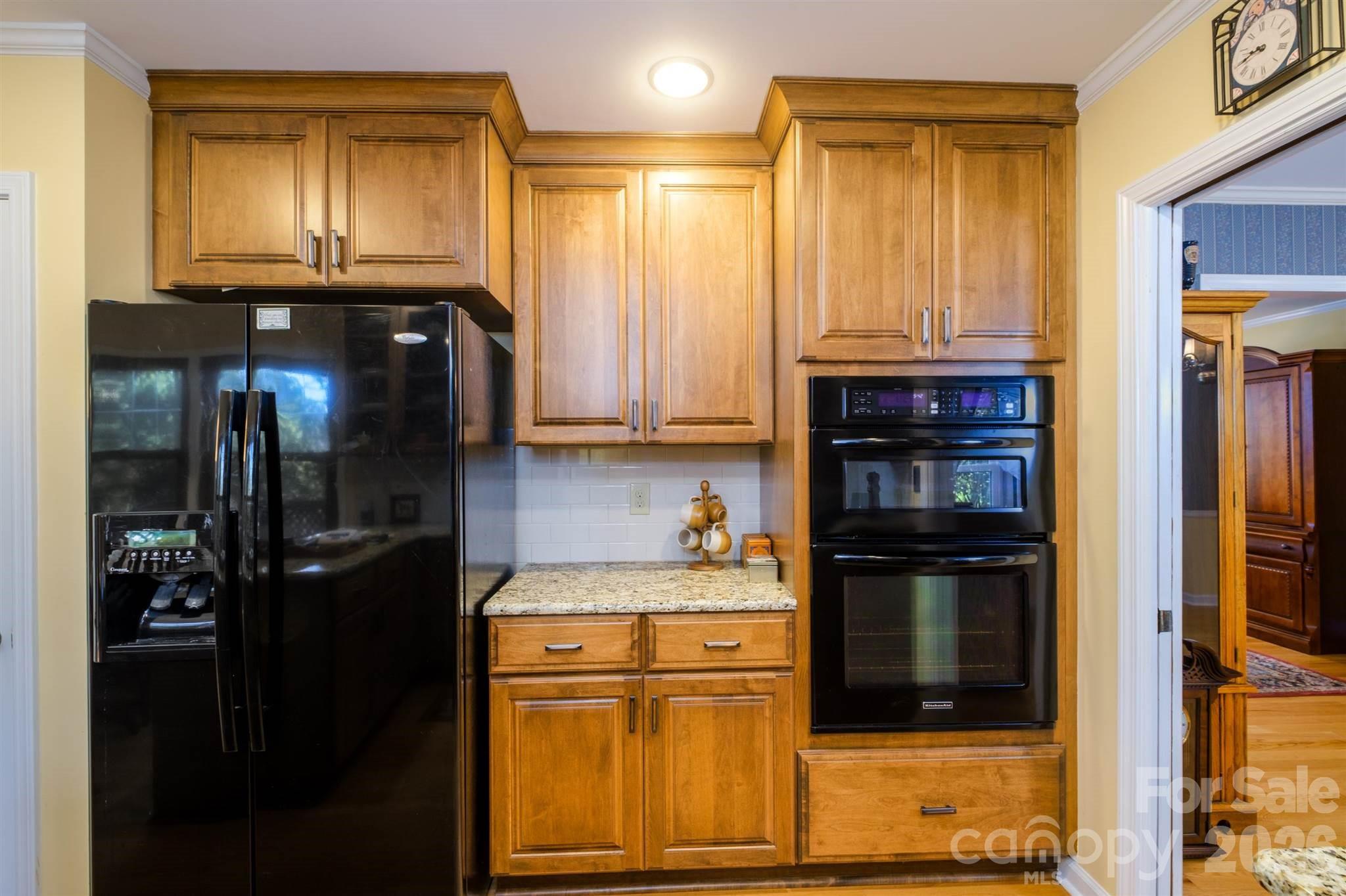 Single Family Residence at 7211 Hopeton Road, Charlotte, photo 14 of 48