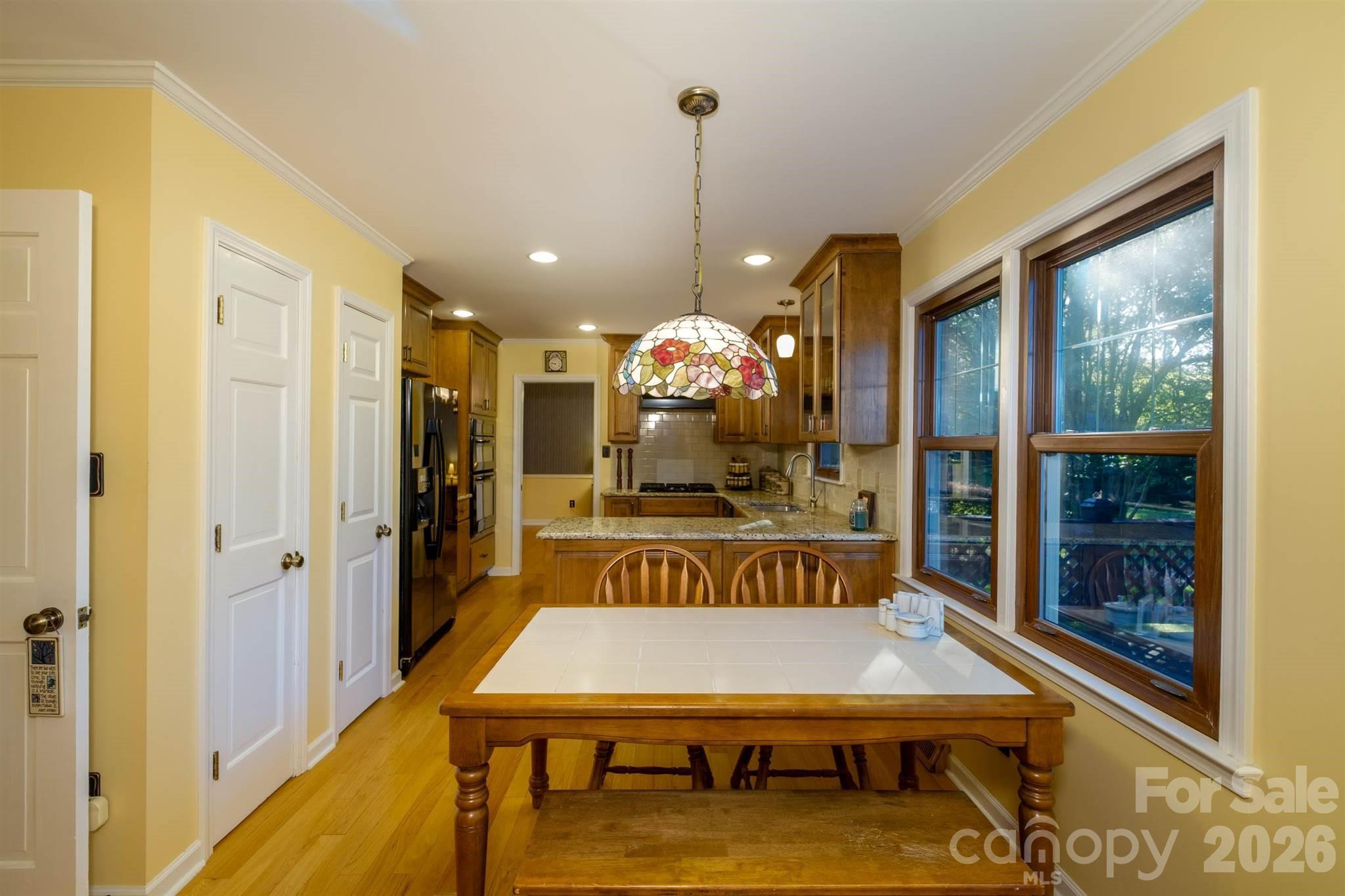 Single Family Residence at 7211 Hopeton Road, Charlotte, photo 15 of 48