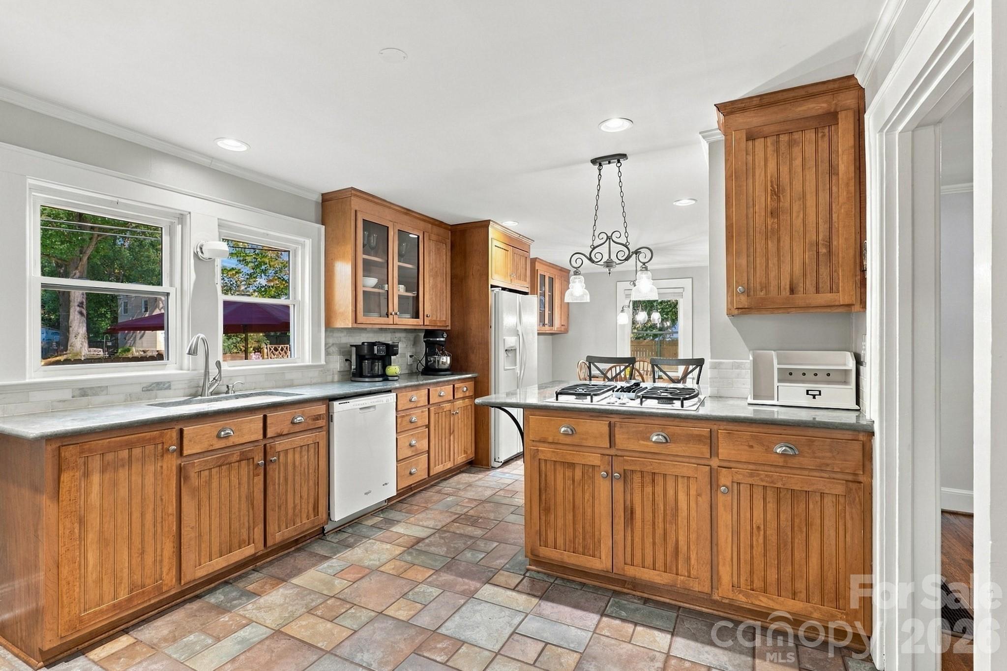 Single Family Residence at 736 Arbor Street NE, Concord, photo 12 of 30