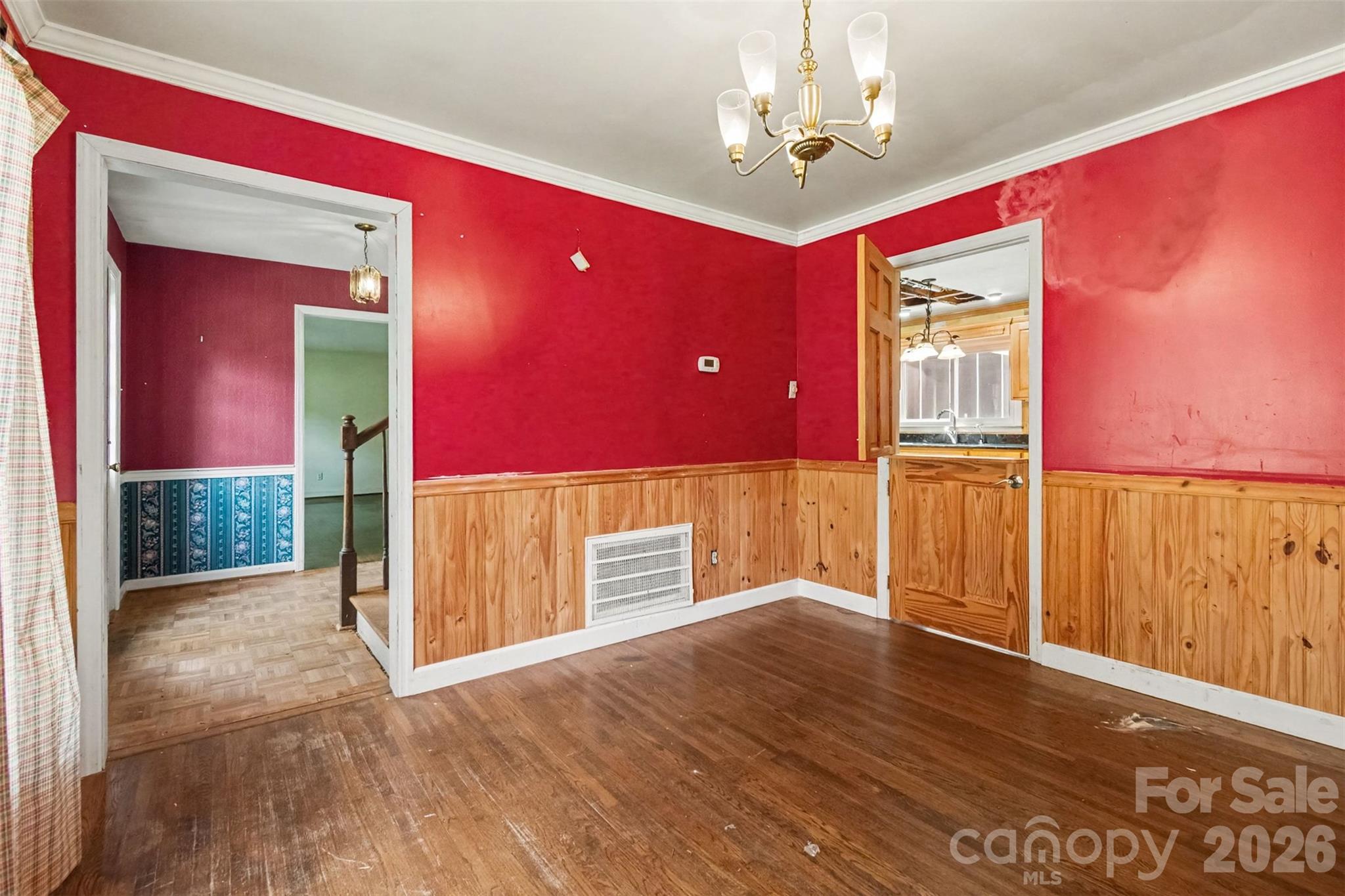 Single Family Residence at 3940 Riverbend Road, Charlotte, photo 9 of 16