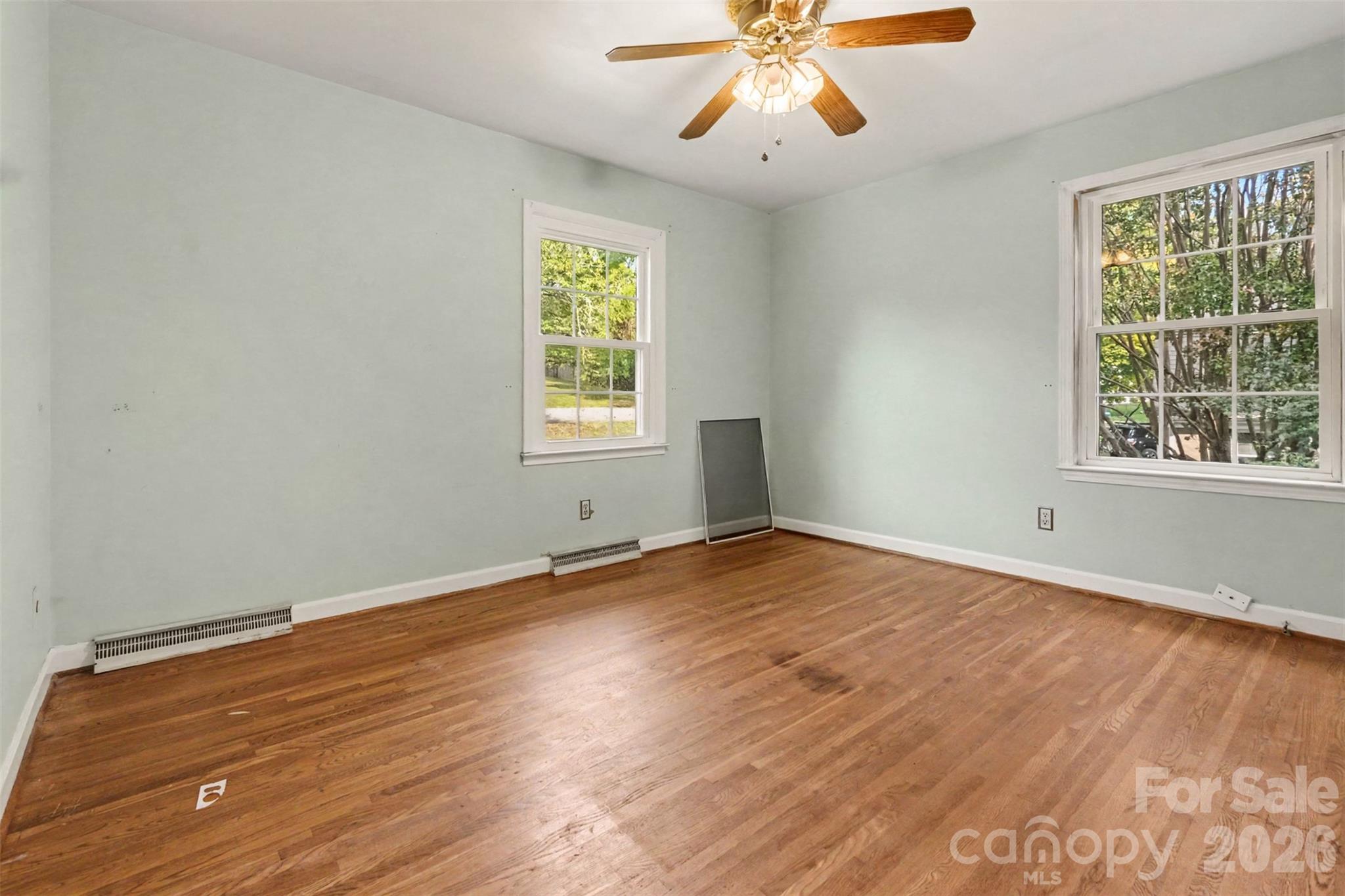 Single Family Residence at 3940 Riverbend Road, Charlotte, photo 13 of 16