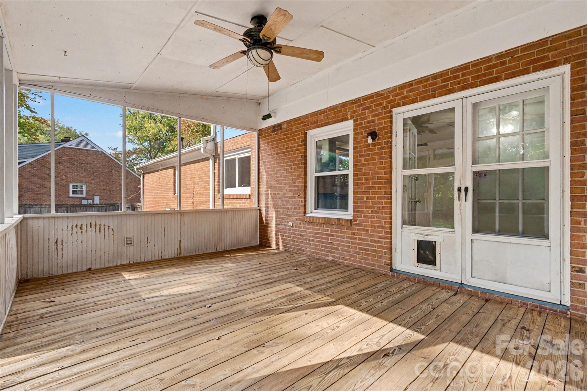 Single Family Residence at 3940 Riverbend Road, Charlotte, photo 15 of 16