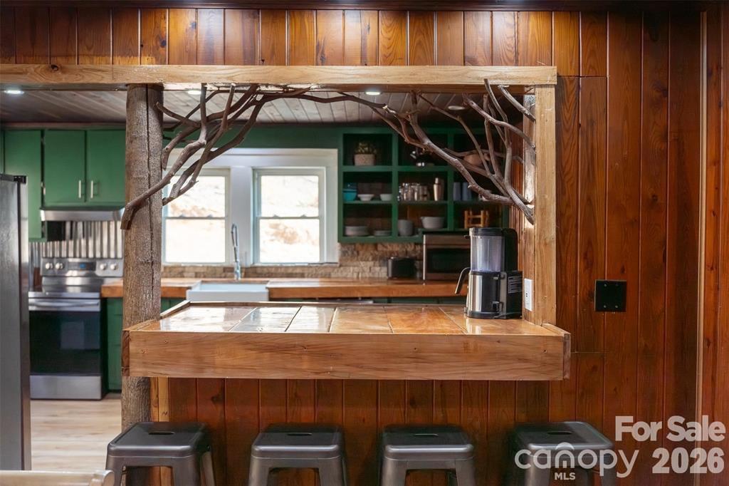 Custom Bar - 364 Messersmith Road, Lake Lure