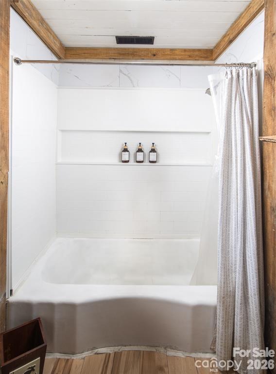 Secondary Bathroom - 364 Messersmith Road, Lake Lure