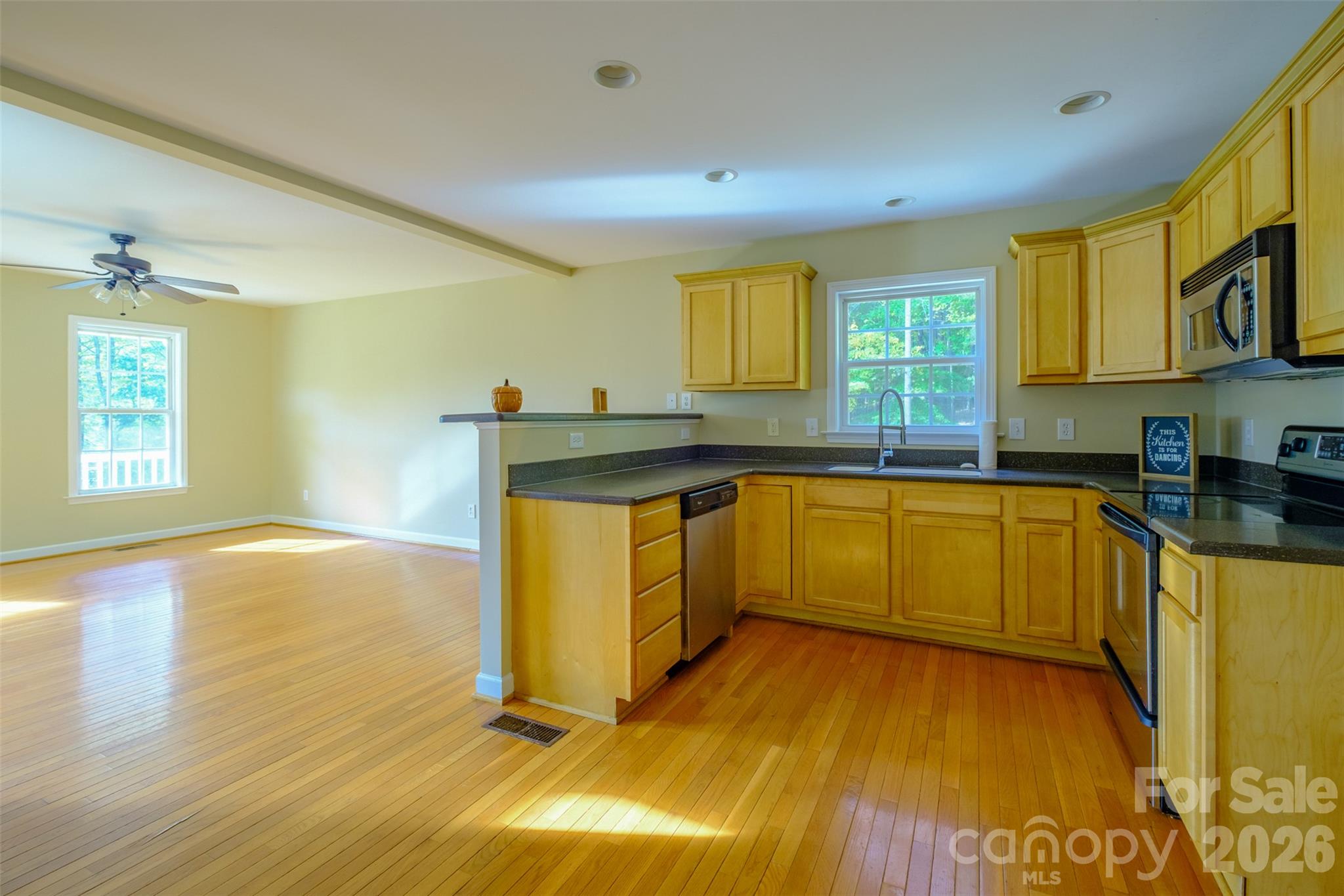Kitchen open to Family Room - 149 Kanah Court, Winston Salem