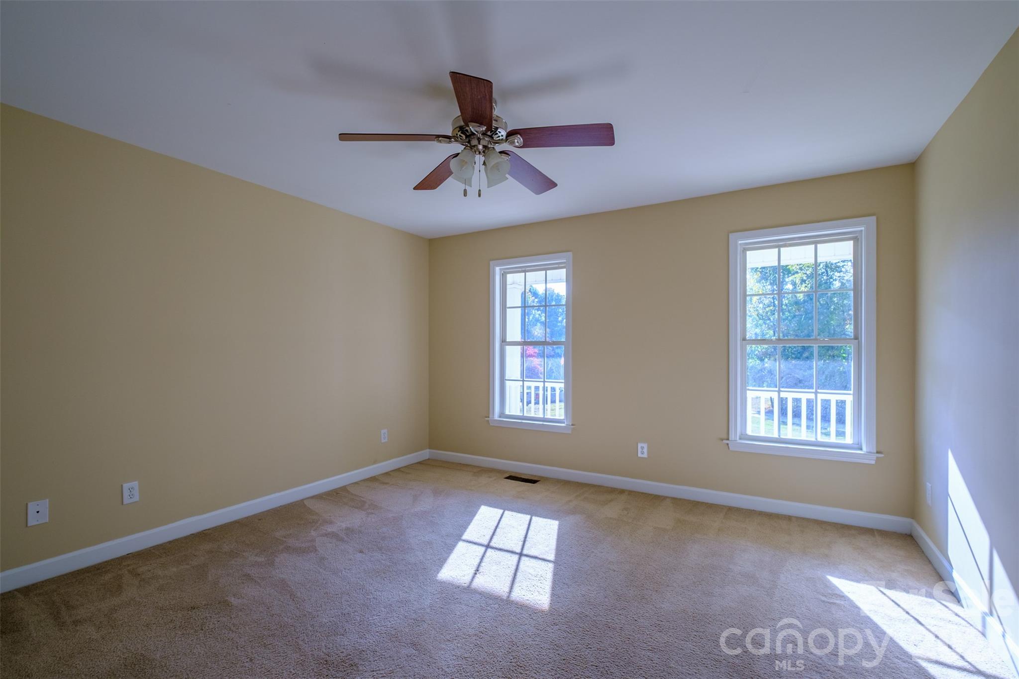 Main Floor BR Suite - 149 Kanah Court, Winston Salem