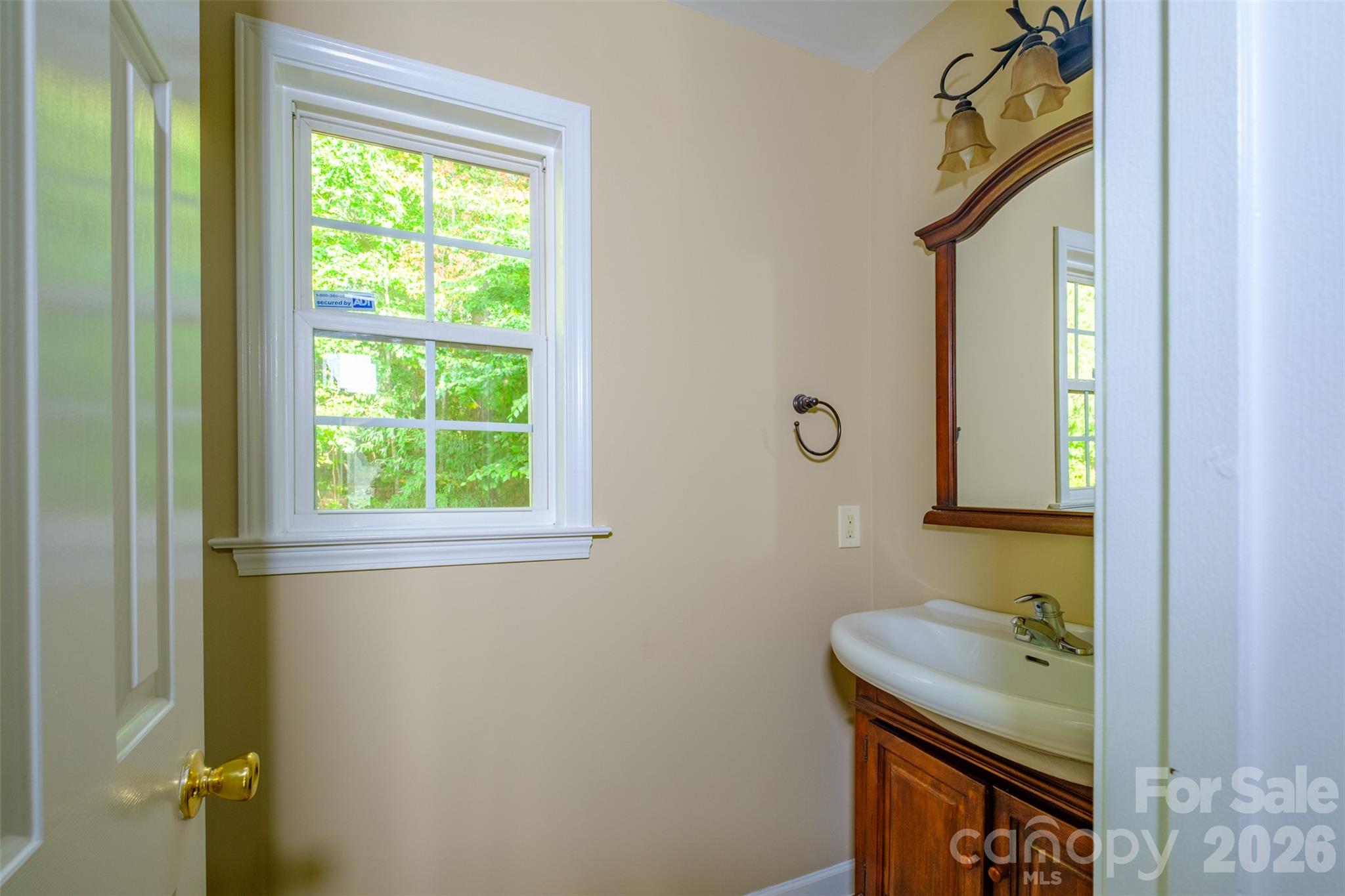 Main Floor 1/2 Bath - 149 Kanah Court, Winston Salem