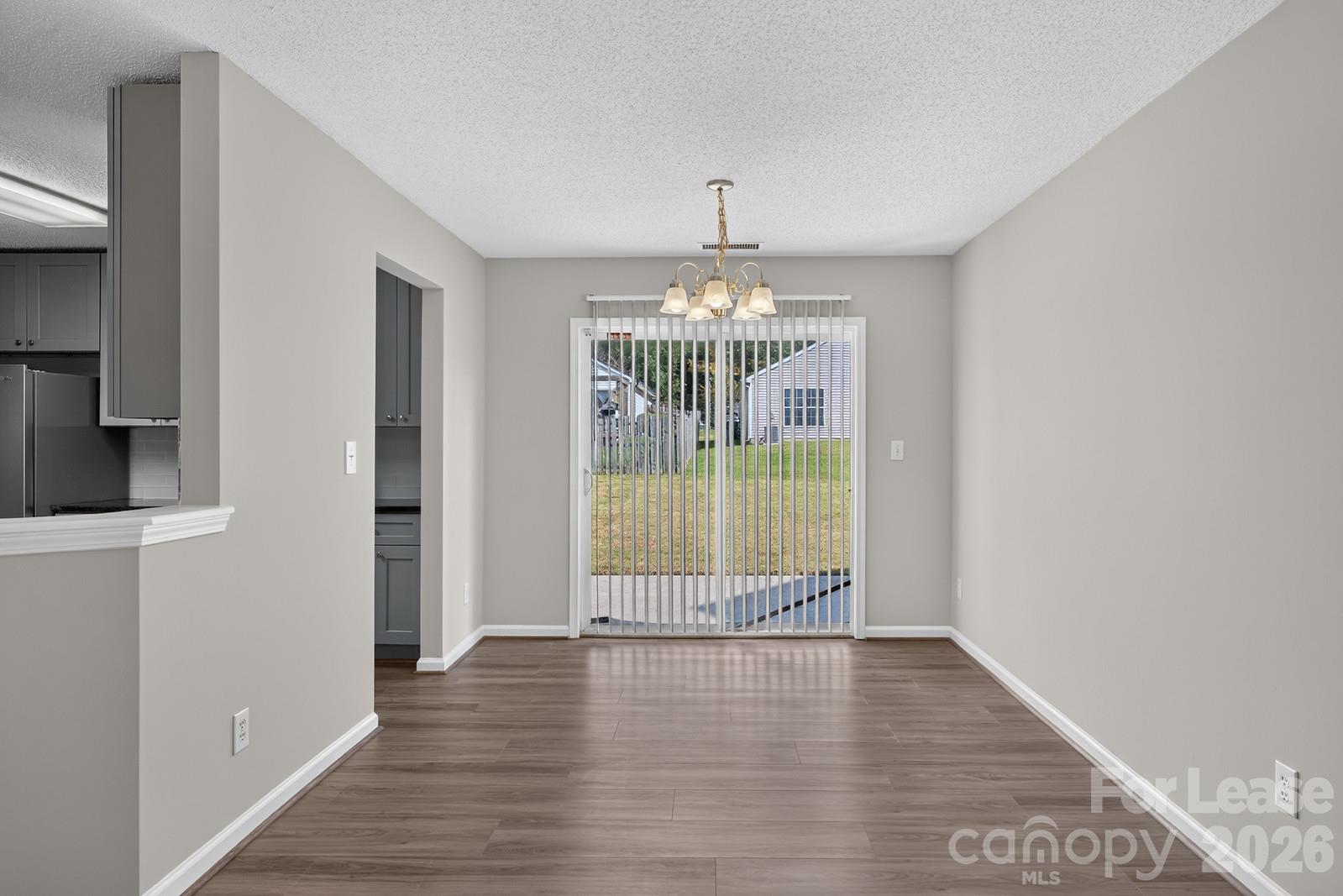 Single Family Residence at 1512 Harland Street, Charlotte, photo 5 of 23
