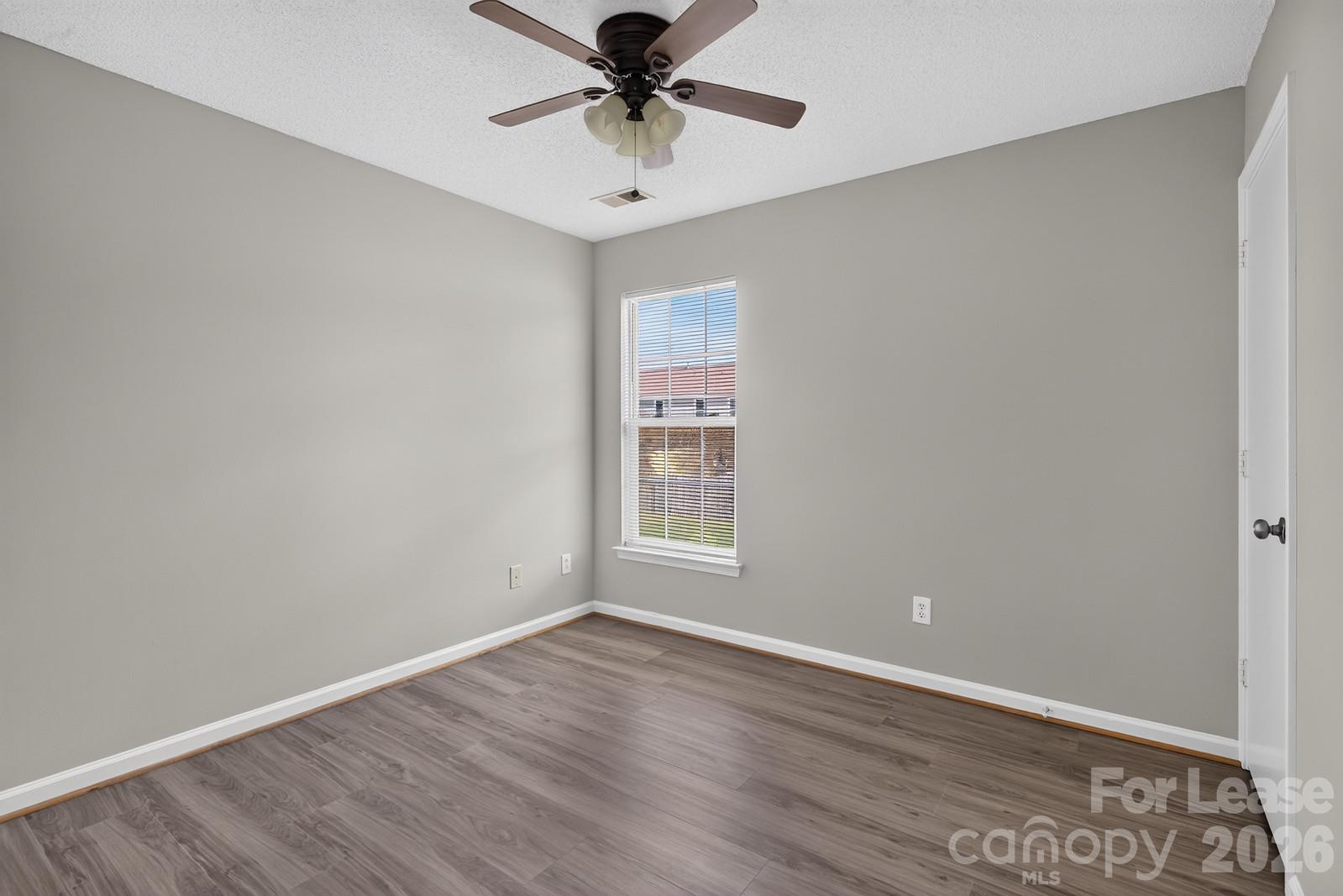 Single Family Residence at 1512 Harland Street, Charlotte, photo 15 of 23