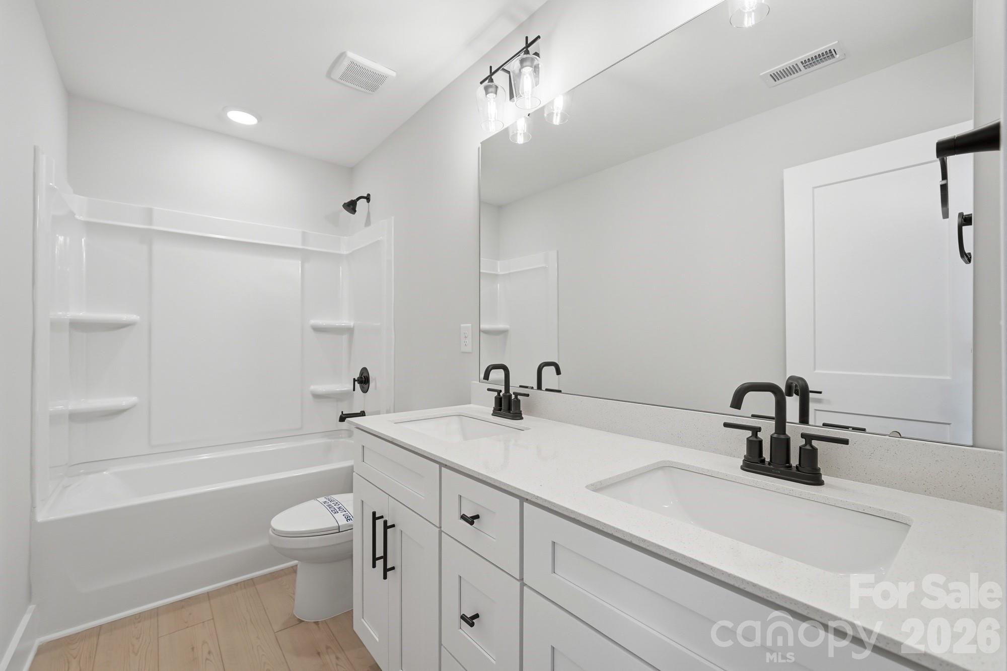 Bath 2 - 12311 Bryton Ridge Parkway, Huntersville