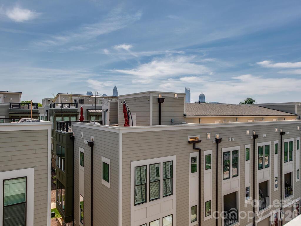 Townhouse at 331 Uptown West Drive, Charlotte, photo 22 of 27