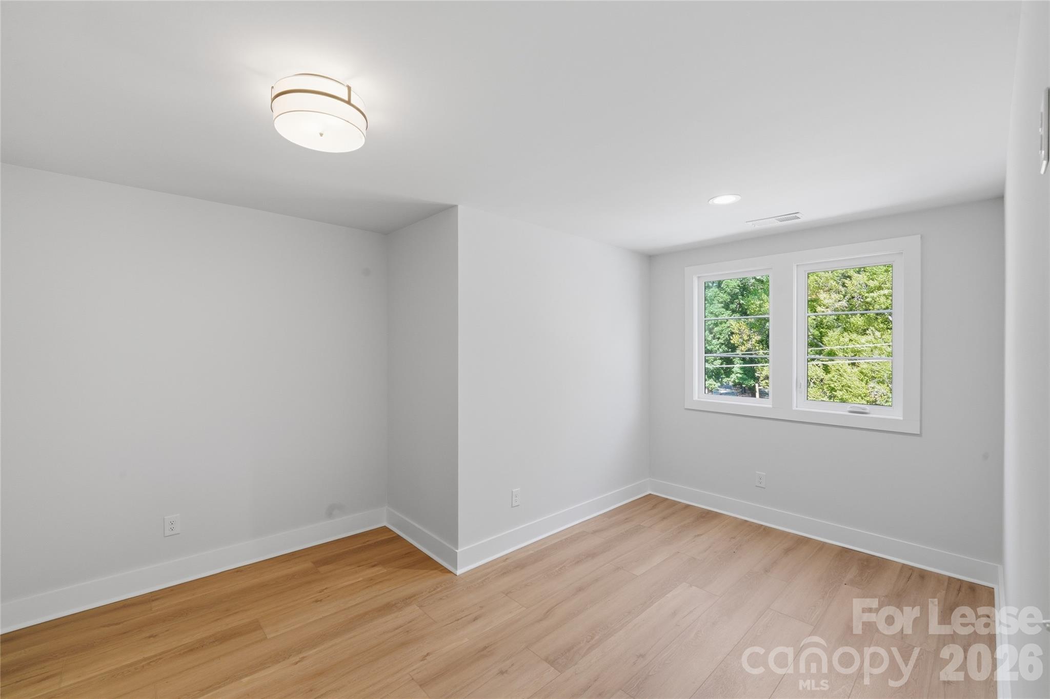 Townhouse at 1312 Carolyn Drive, Charlotte, photo 7 of 27