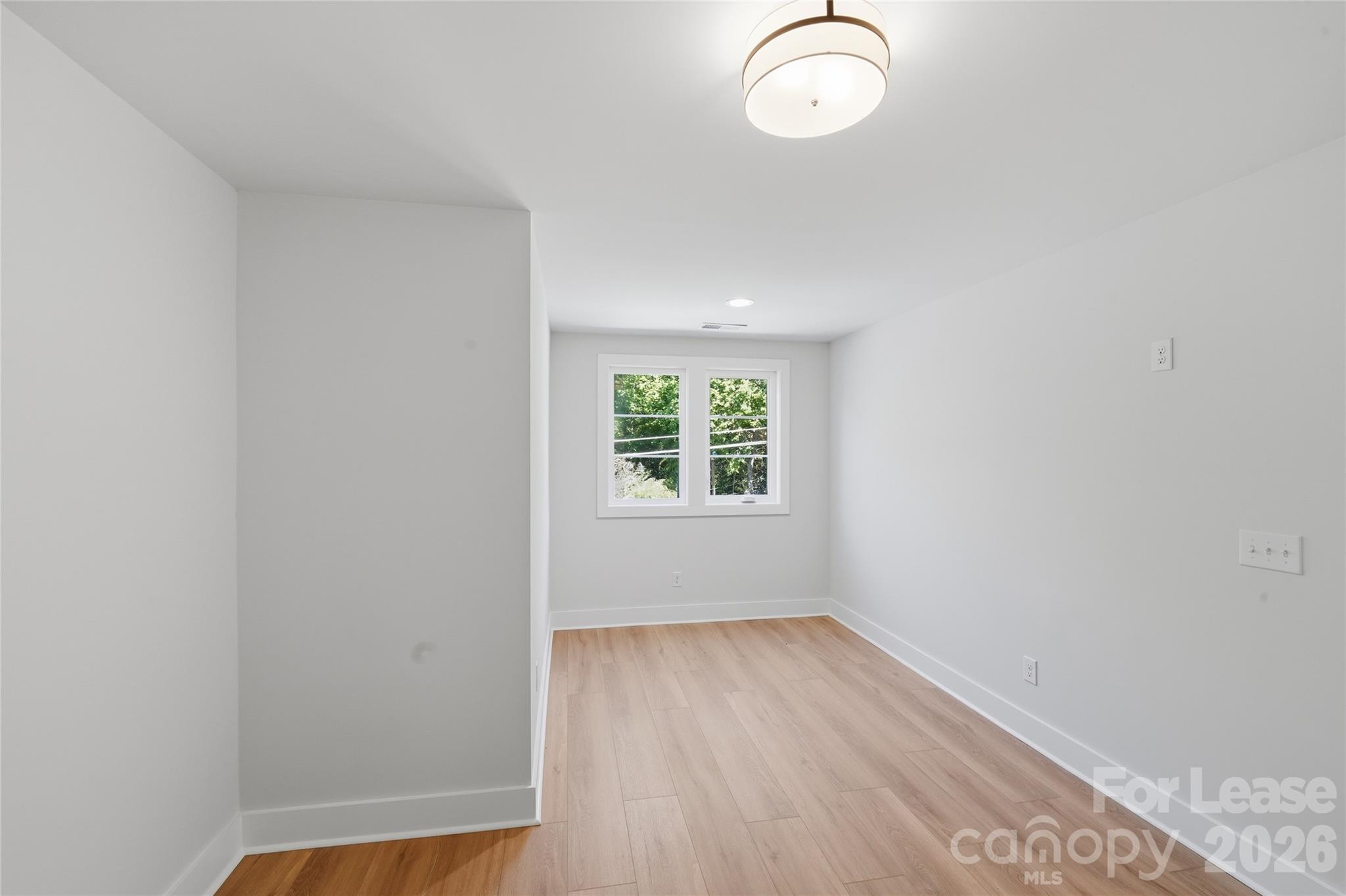 Townhouse at 1312 Carolyn Drive, Charlotte, photo 14 of 27