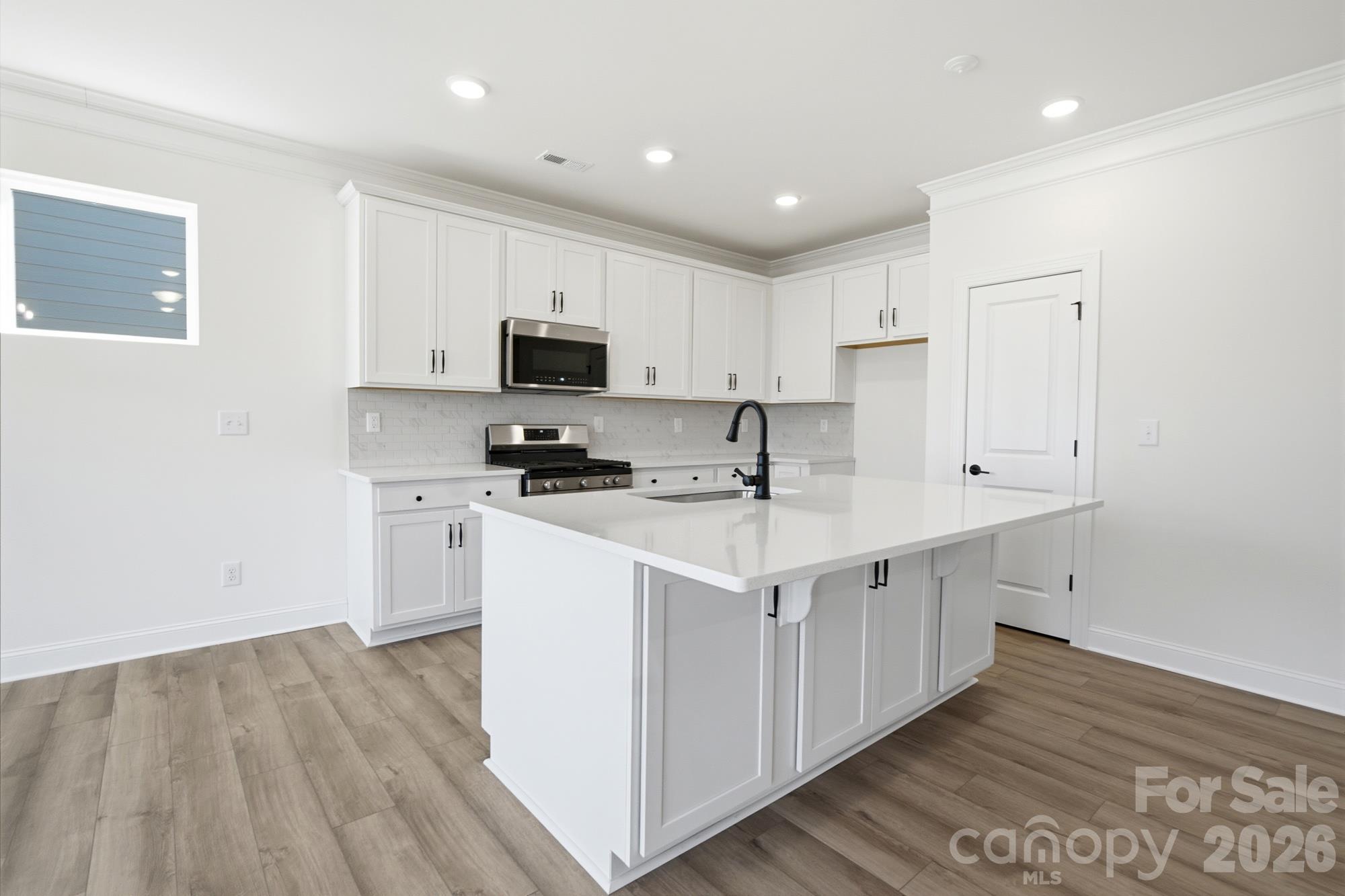 Kitchen - 8414 Acadia Parkway, Sherrills Ford
