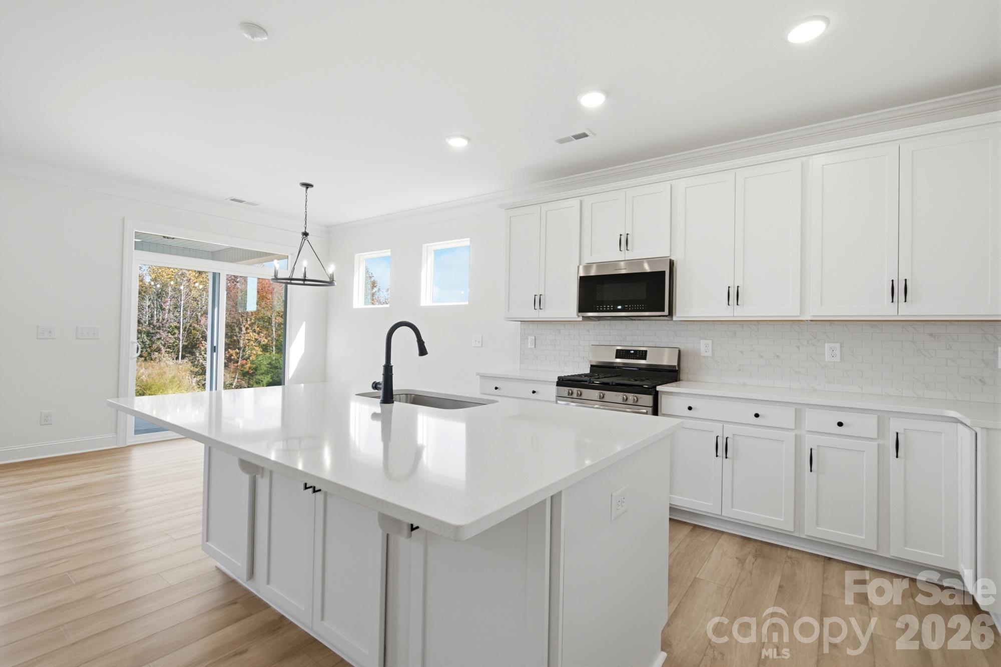 Kitchen - 8414 Acadia Parkway, Sherrills Ford
