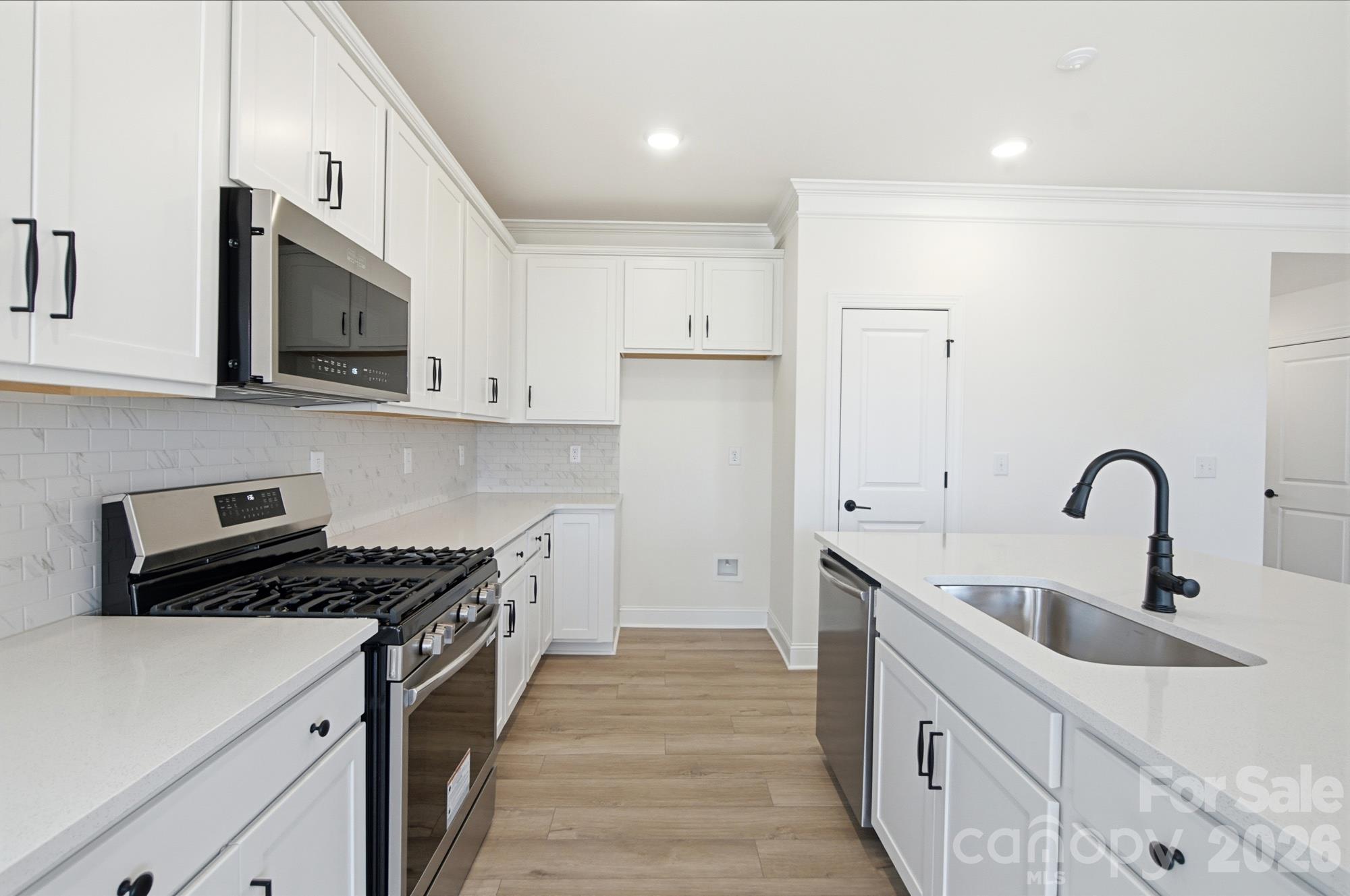 Kitchen - 8414 Acadia Parkway, Sherrills Ford